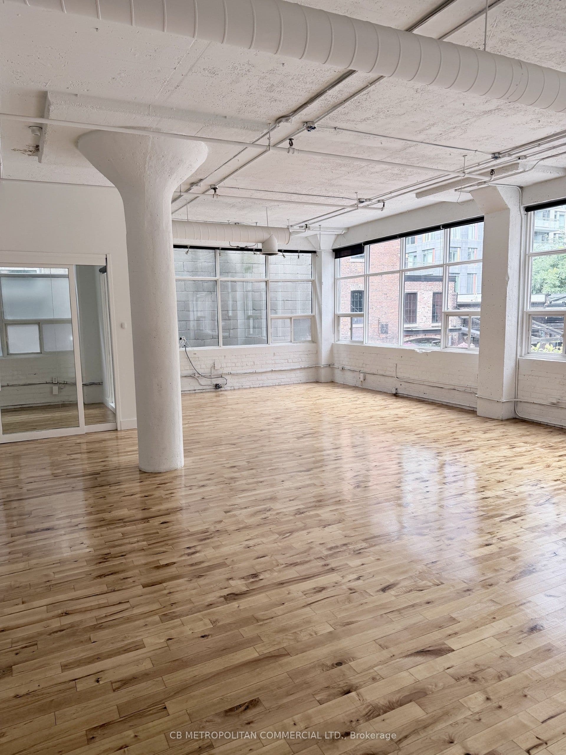 626 King Street W 201, Toronto, ON M5V 1M5