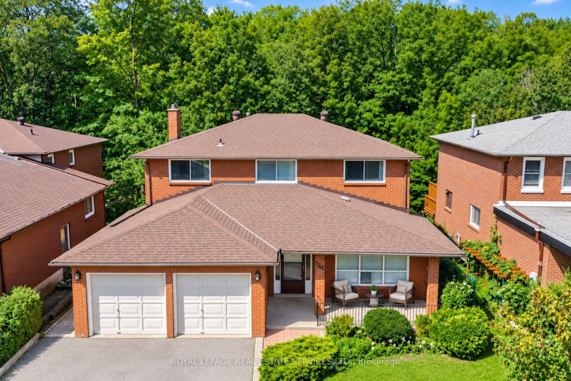 124 Stilecroft Drive, Toronto, ON M3J 1A9
