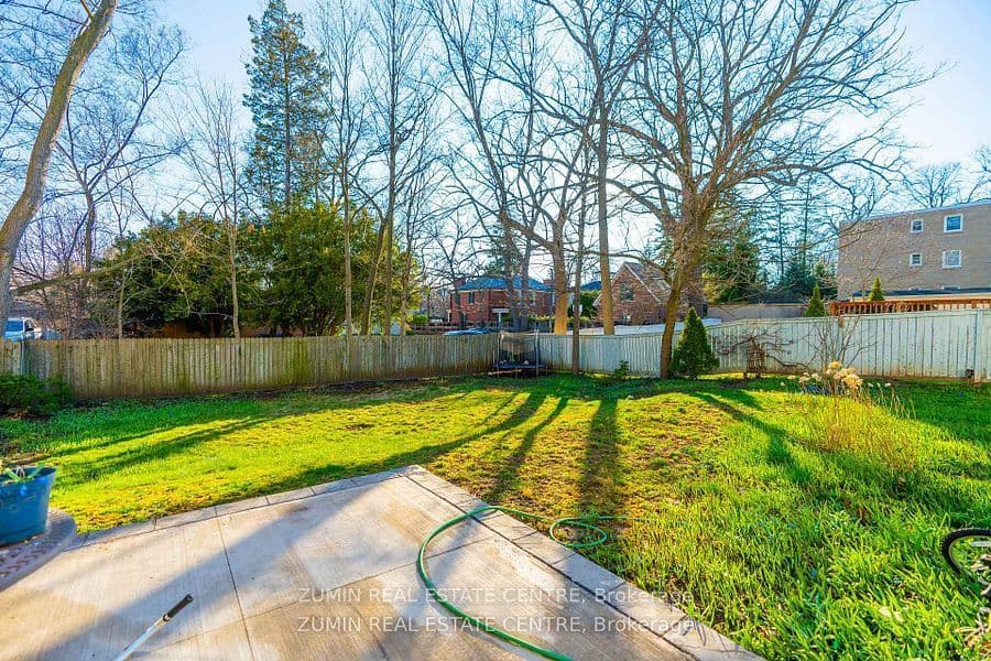 10 Squire Ellis Drive 12 &14, Brampton, ON L6P 4K6