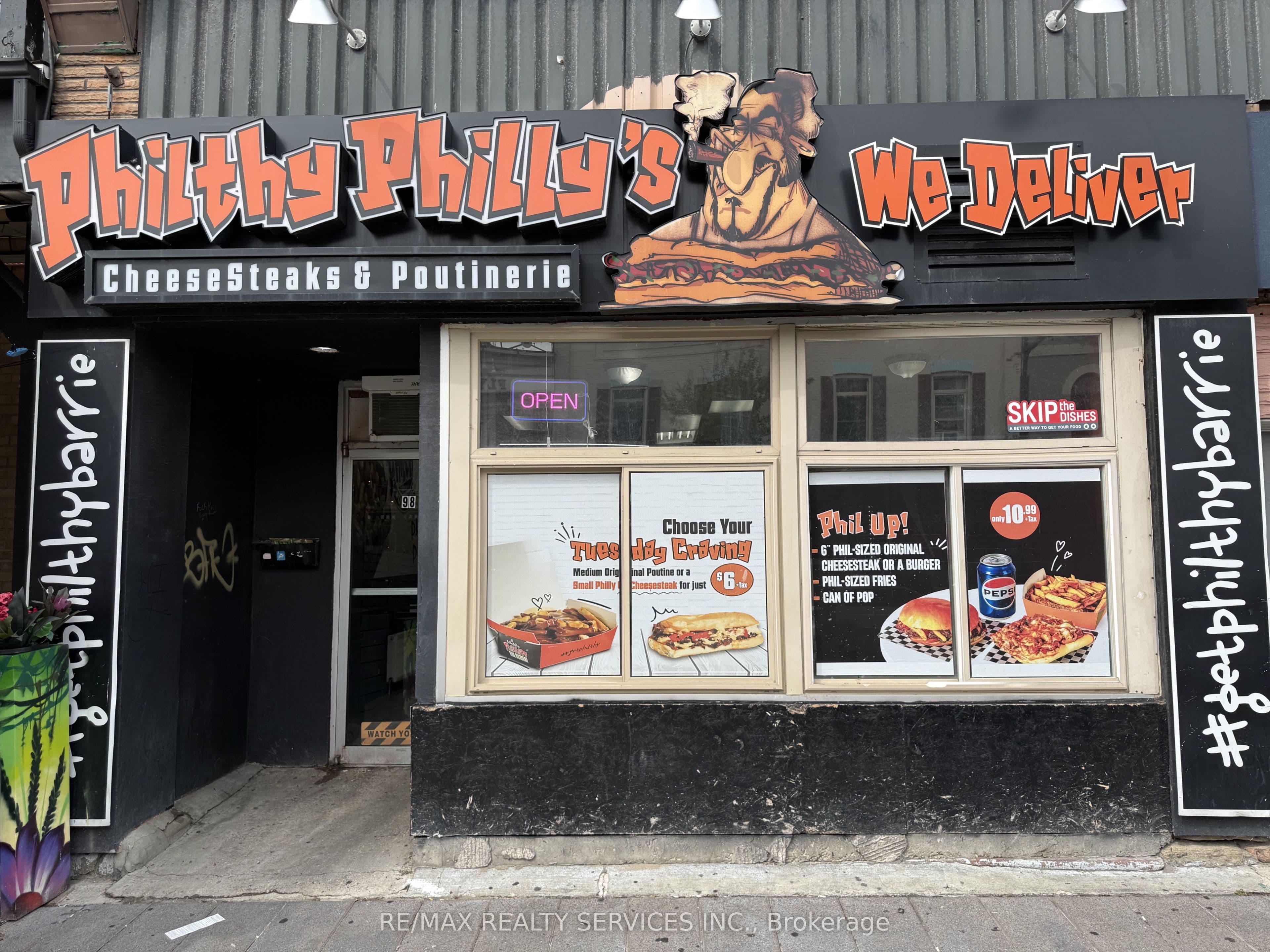 98 Dunlop Street E, Barrie, ON L4M 1A4
