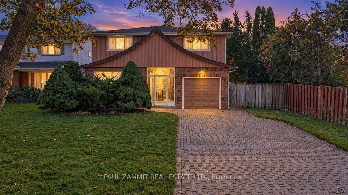 33 Coral Harbour Crescent, Markham, ON L3T 2Z8