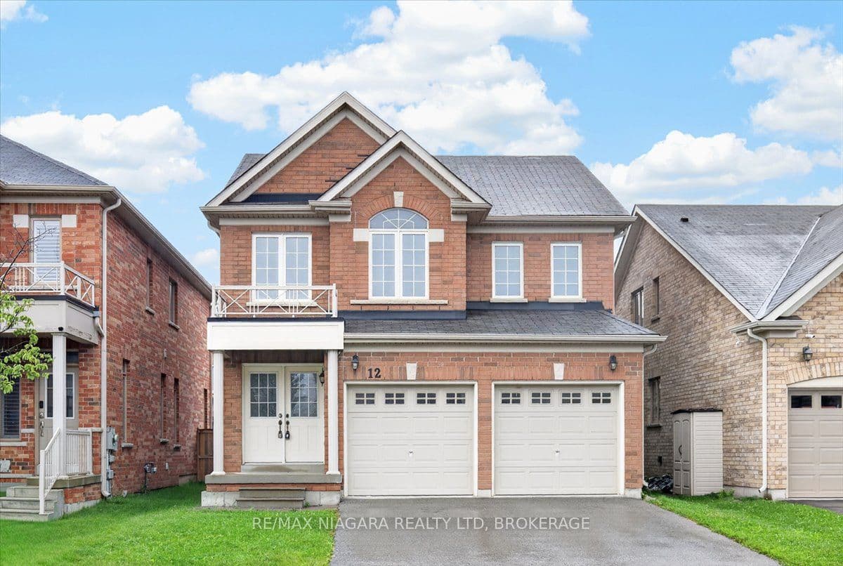 12 Fred Fisher Crescent, St. Catharines, ON L2P 0A9