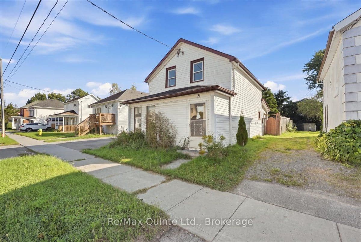 13 Boswell Street, Belleville, ON K8P 3K7