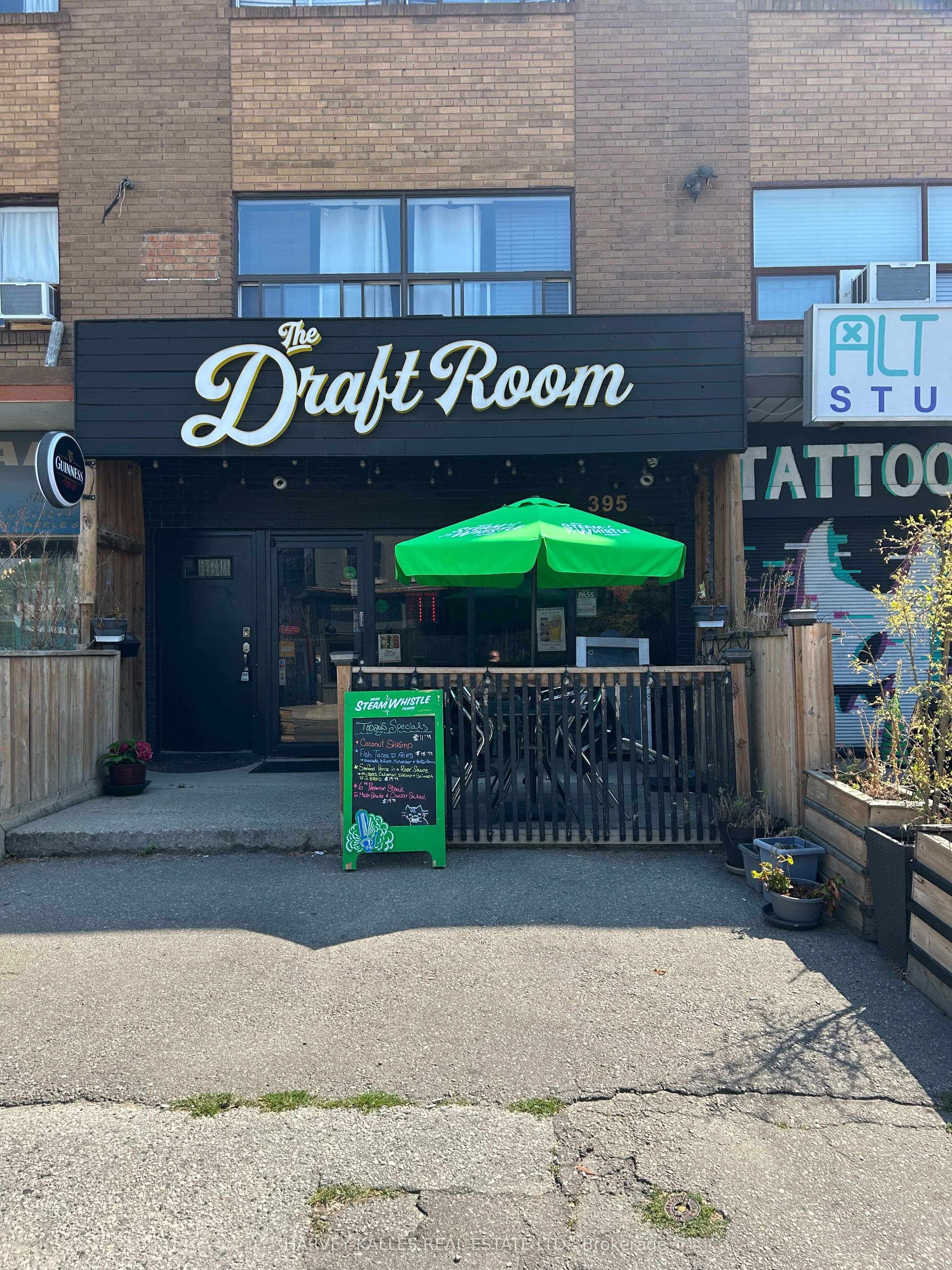 395 Keele Street, Toronto, ON M6P 2K9