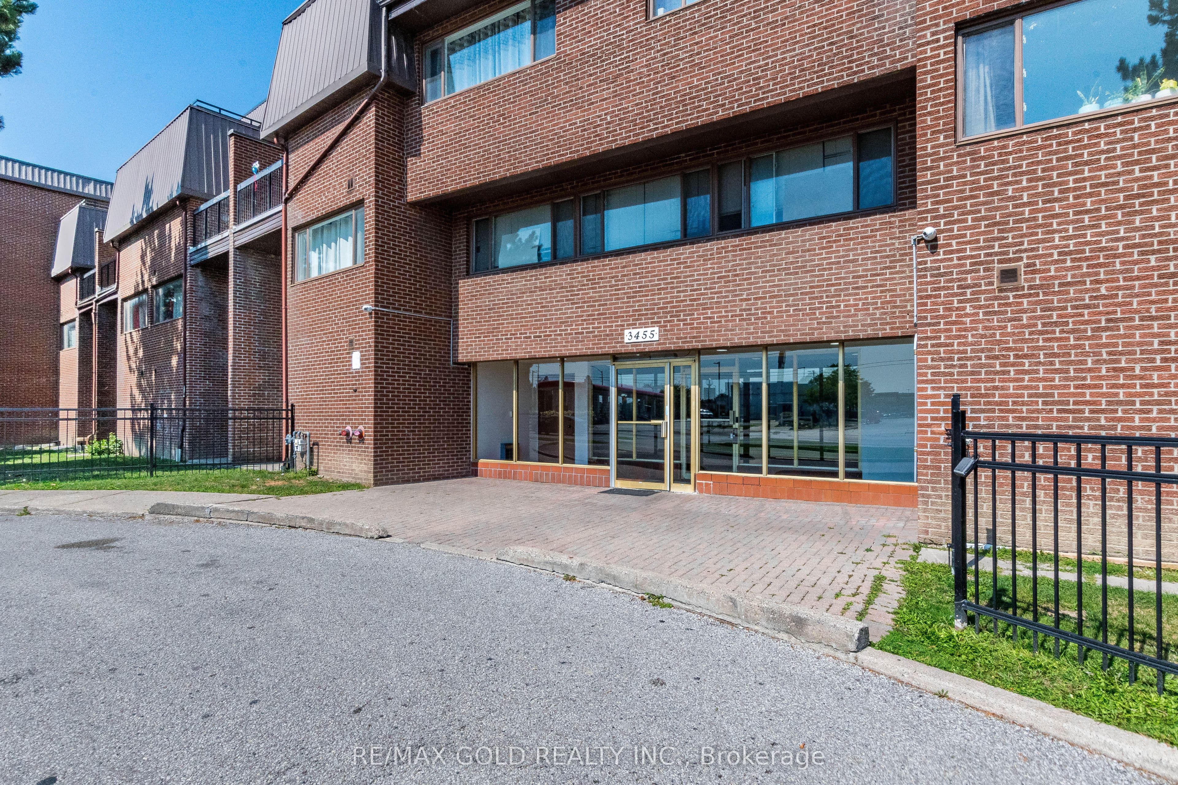 3455 Morning Star Drive 120, Mississauga, ON L4T 3T9