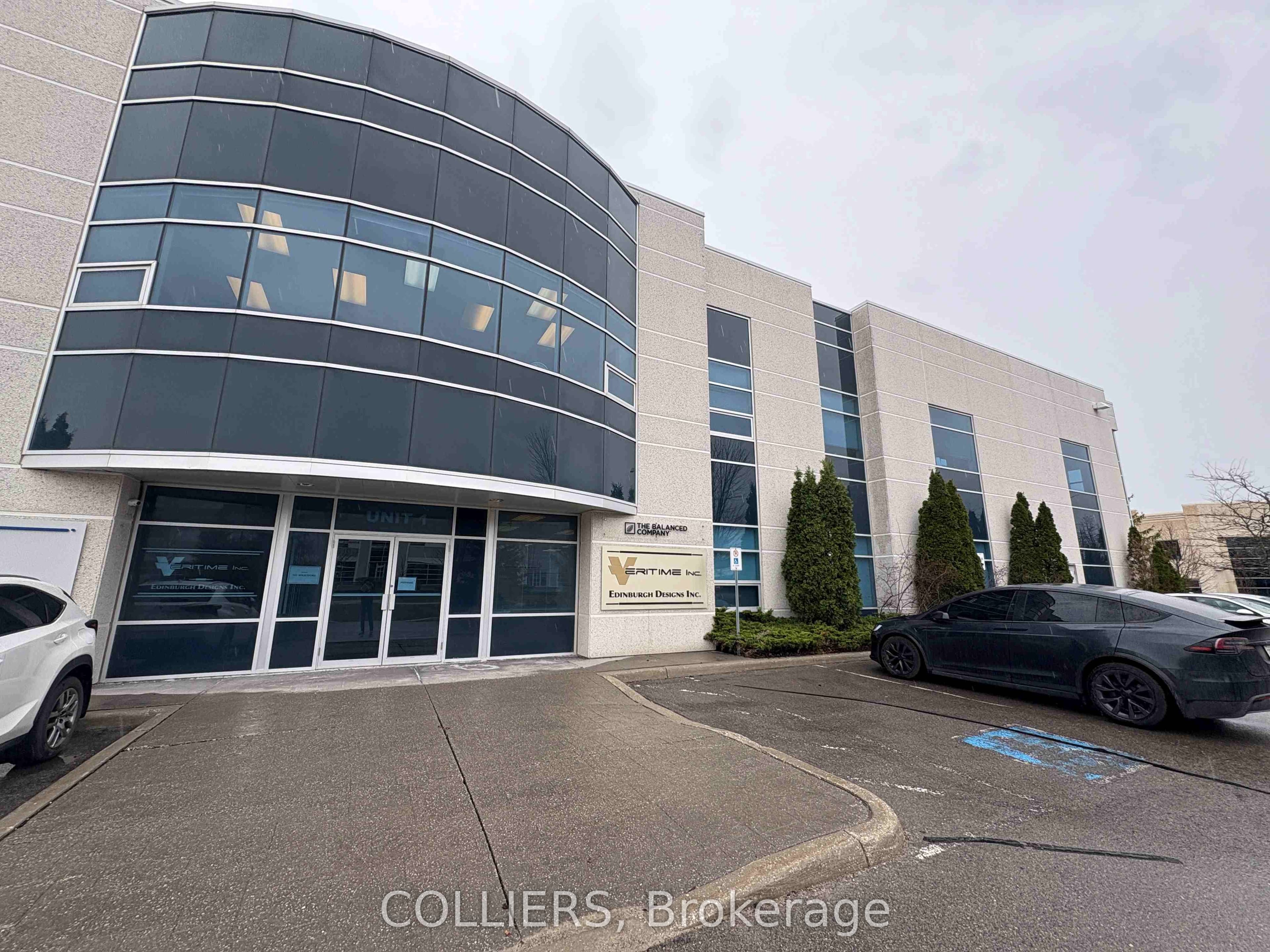 159 Don Hillock Drive Unit 1 - 2nd Floor, Aurora, ON L4G 0K2