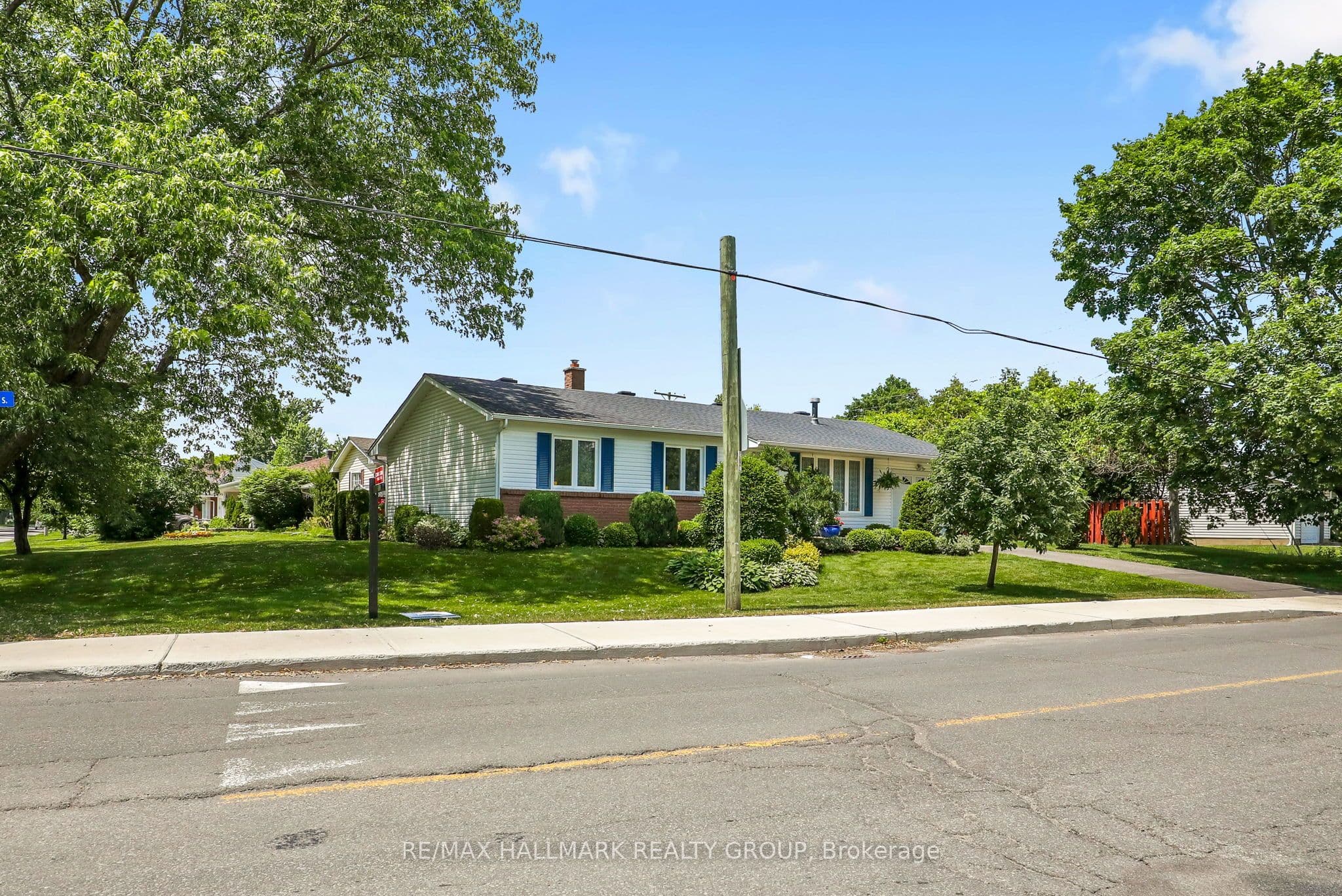 3242 Albion Road S, Hunt Club - South Keys and Area, ON K1V 7P3