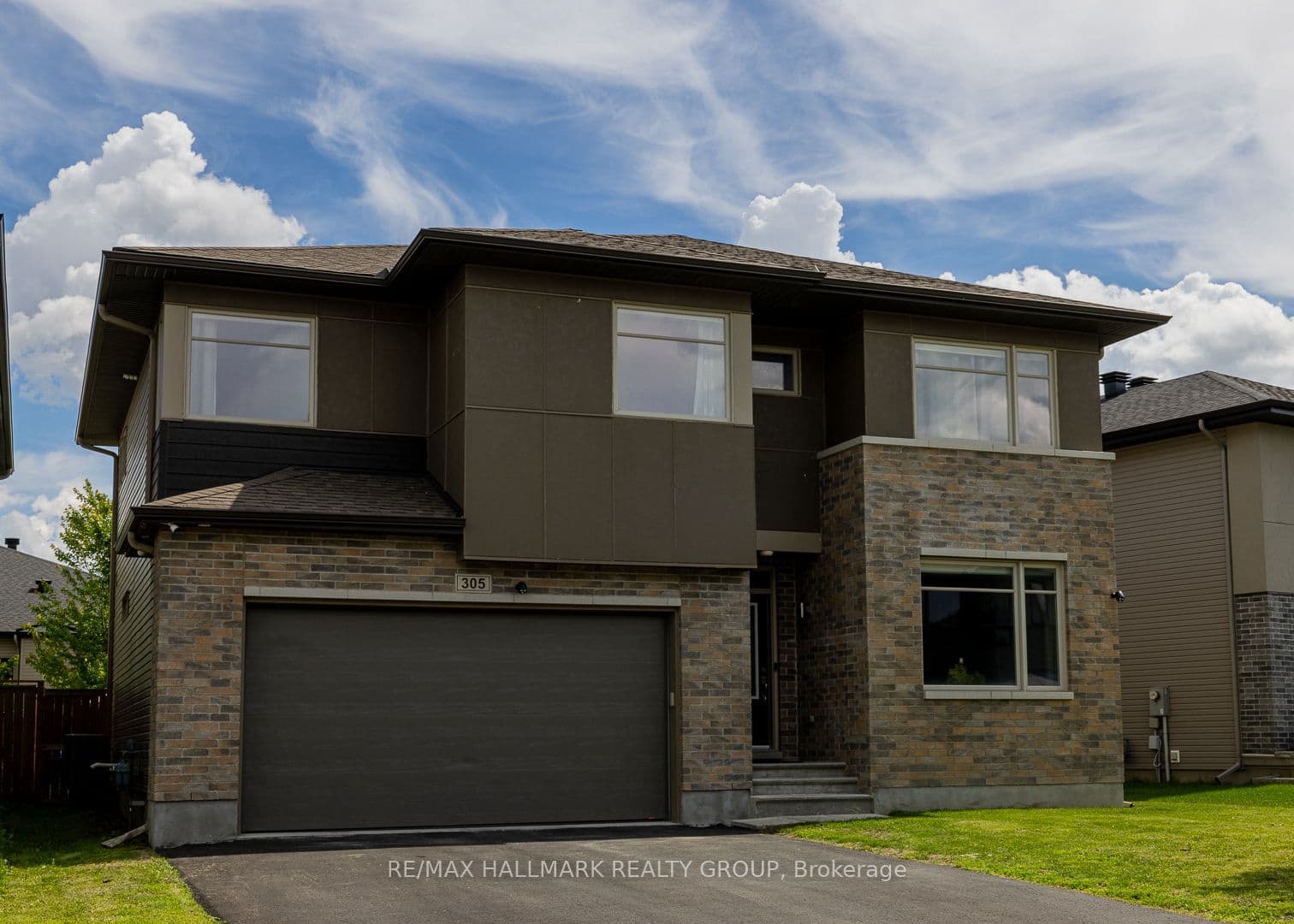 305 Oxer Place, Kanata, ON K2V 0C6