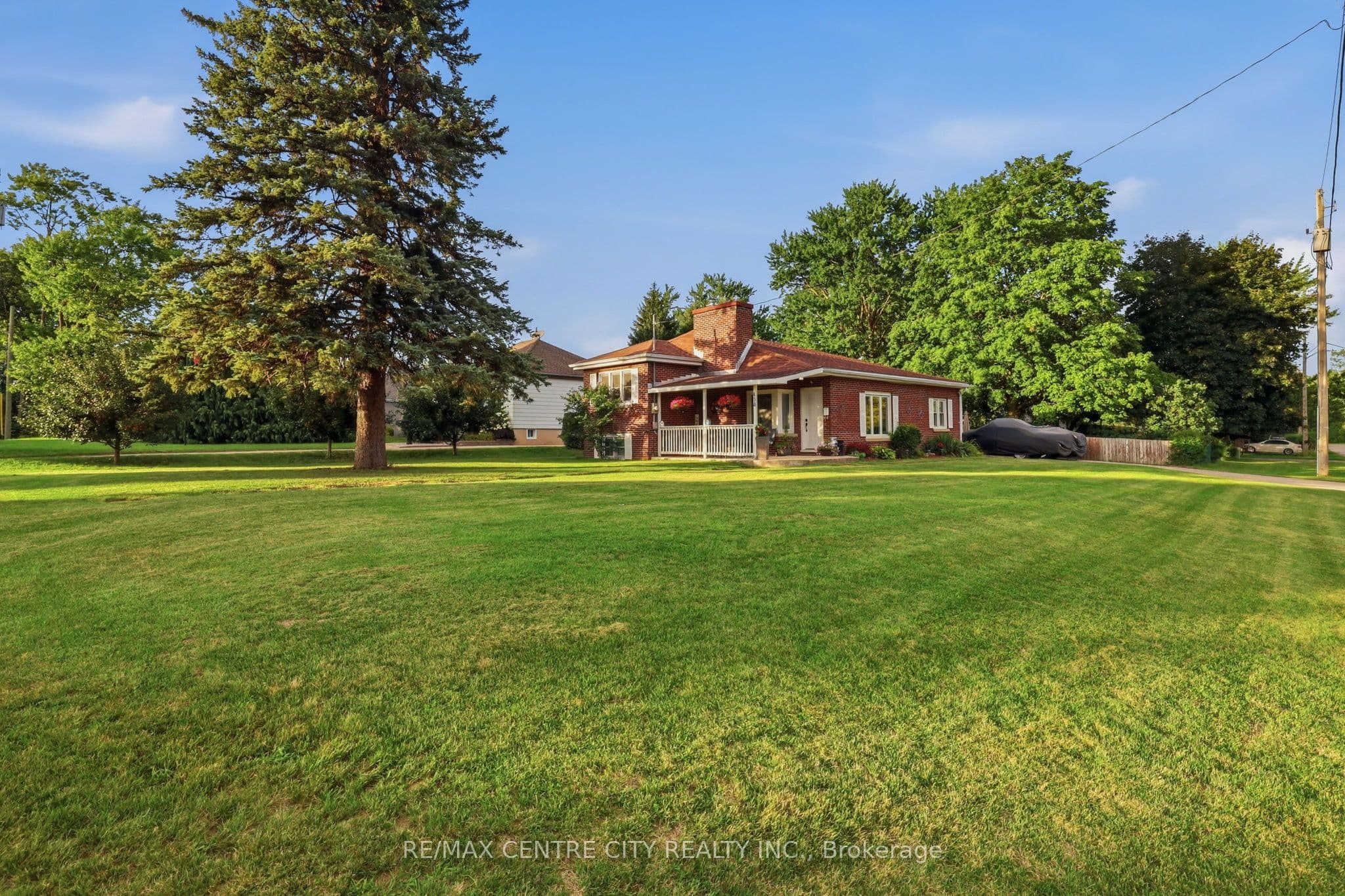 438 Forest Lawn Avenue, London East, ON N5V 1T1