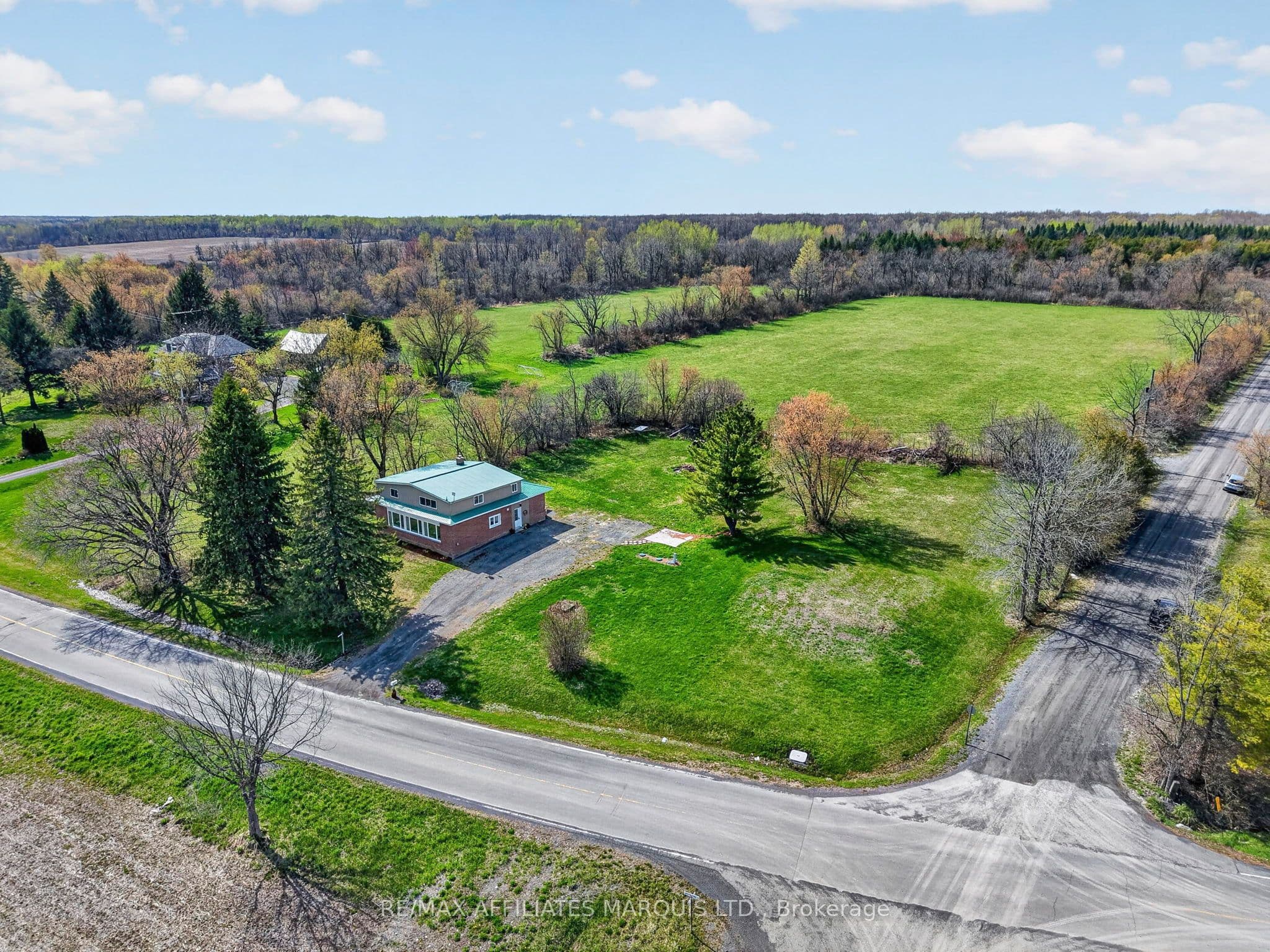 20033 Kenyon Conc Rd 4 Road, North Glengarry, ON K0C 1A0