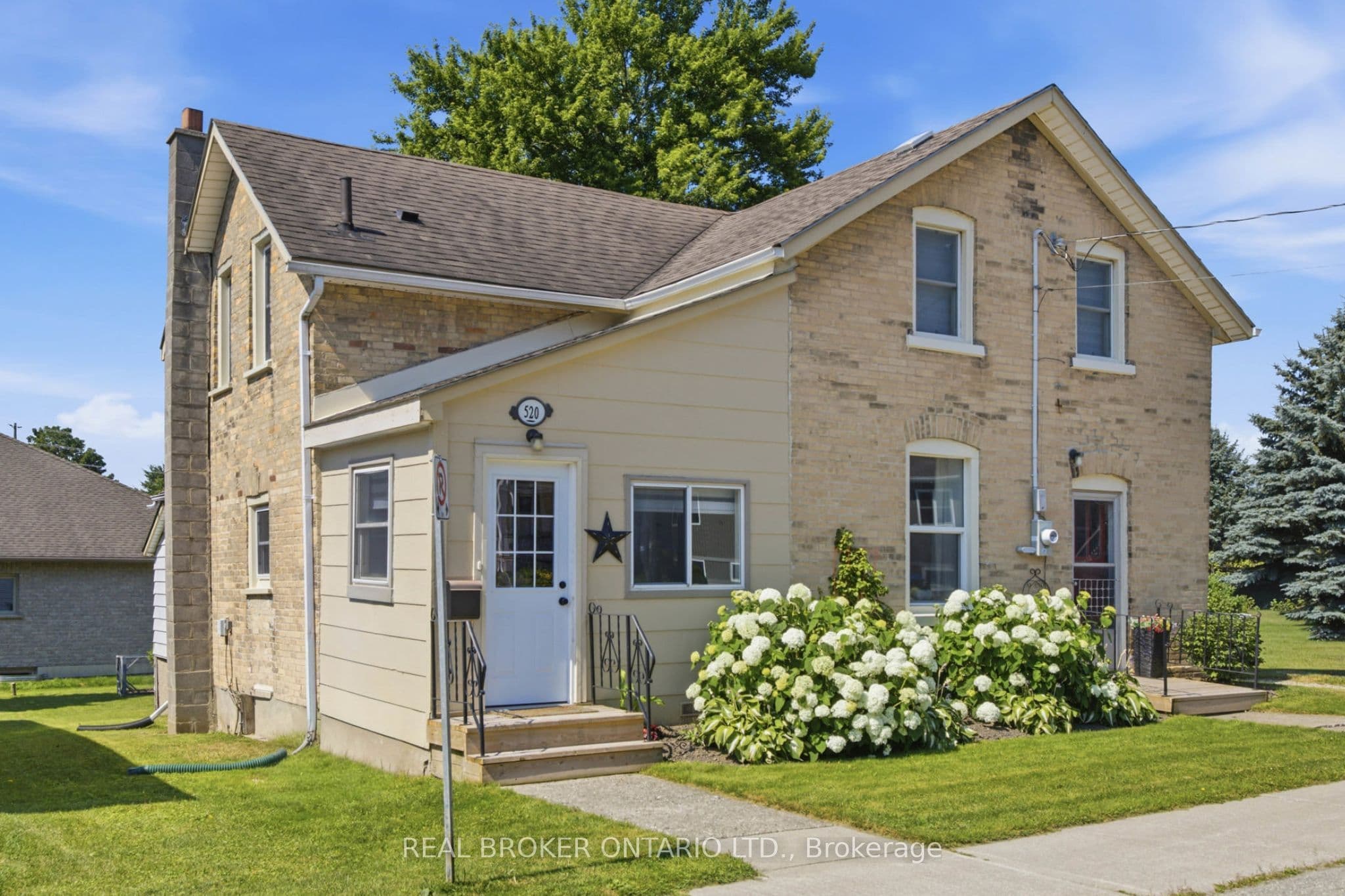520 Elma Street W, North Perth, ON N4W 1W3