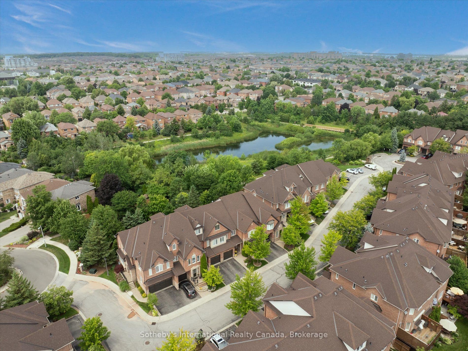 300 Ravineview Way 41, Oakville, ON L6H 7J2