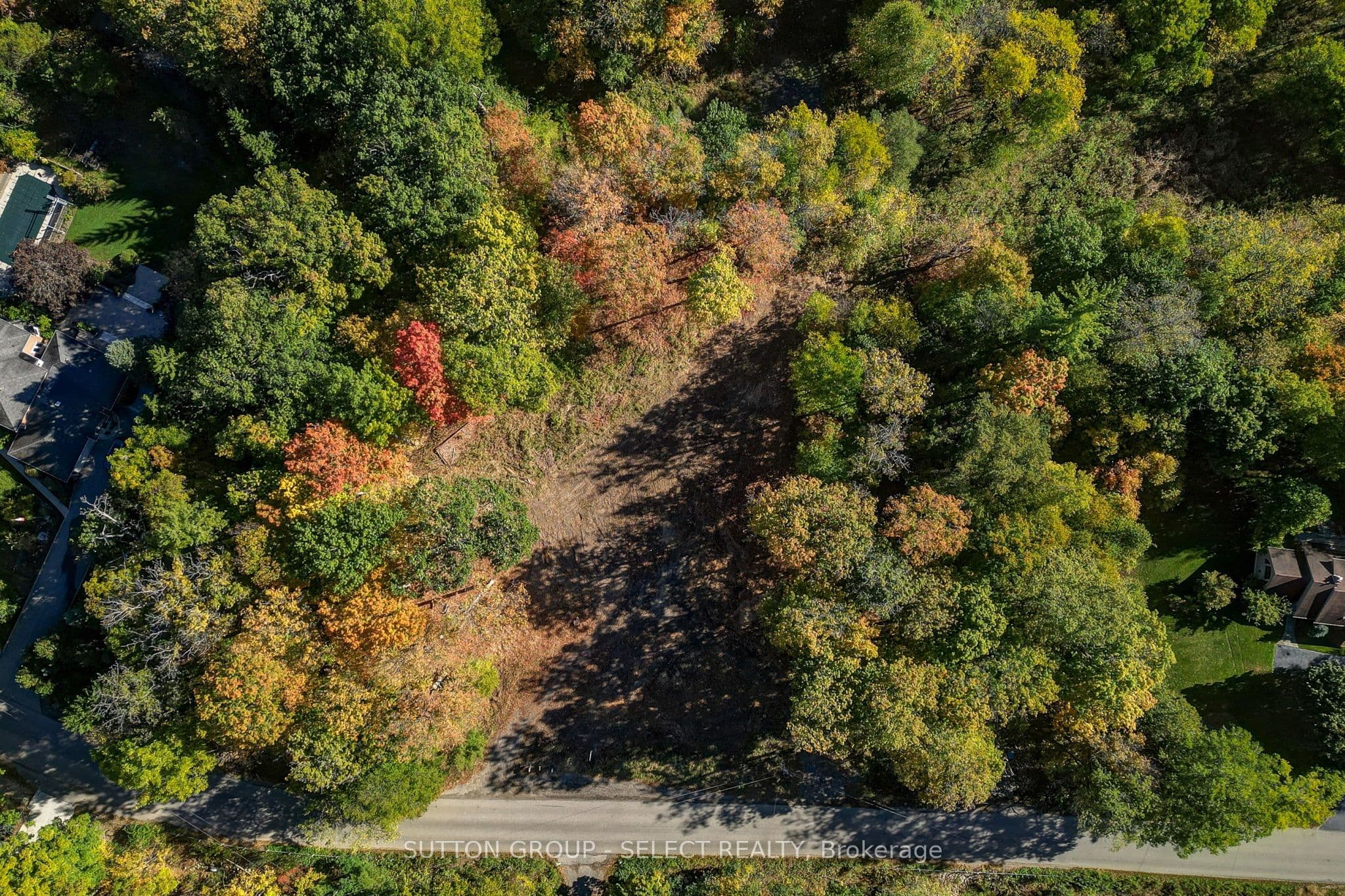 2564 Woodhull Road, London South, ON N6K 4S5