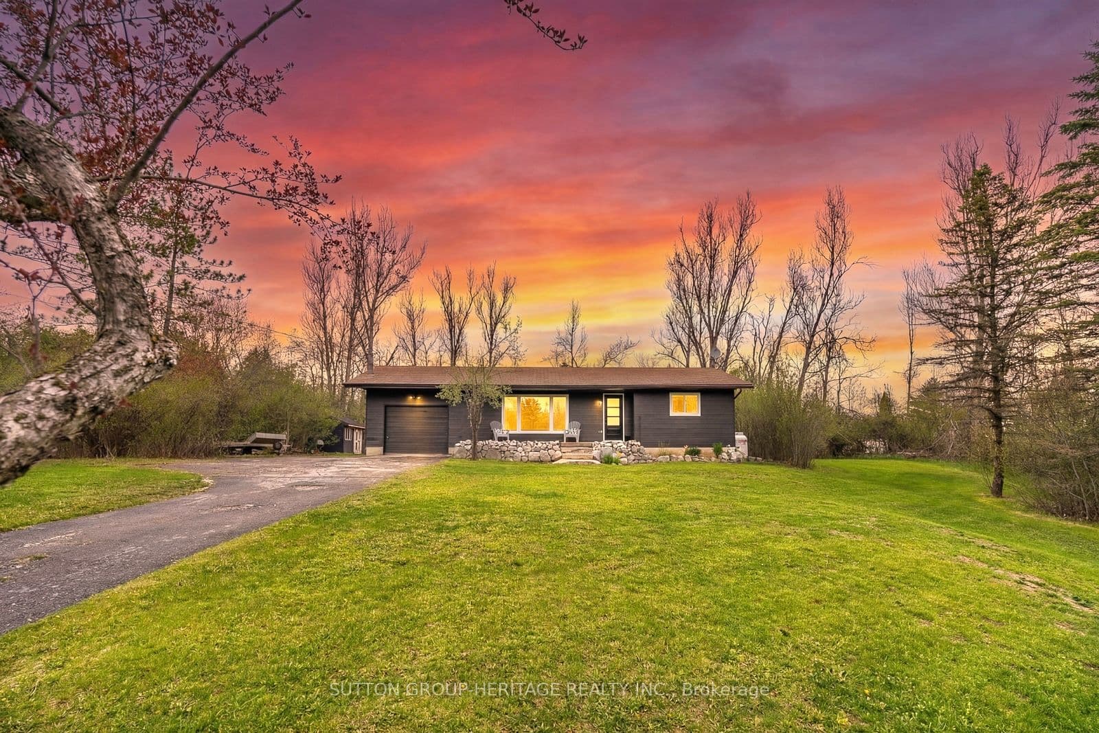 11 Swiss Crescent, Trent Lakes, ON K0M 1A0
