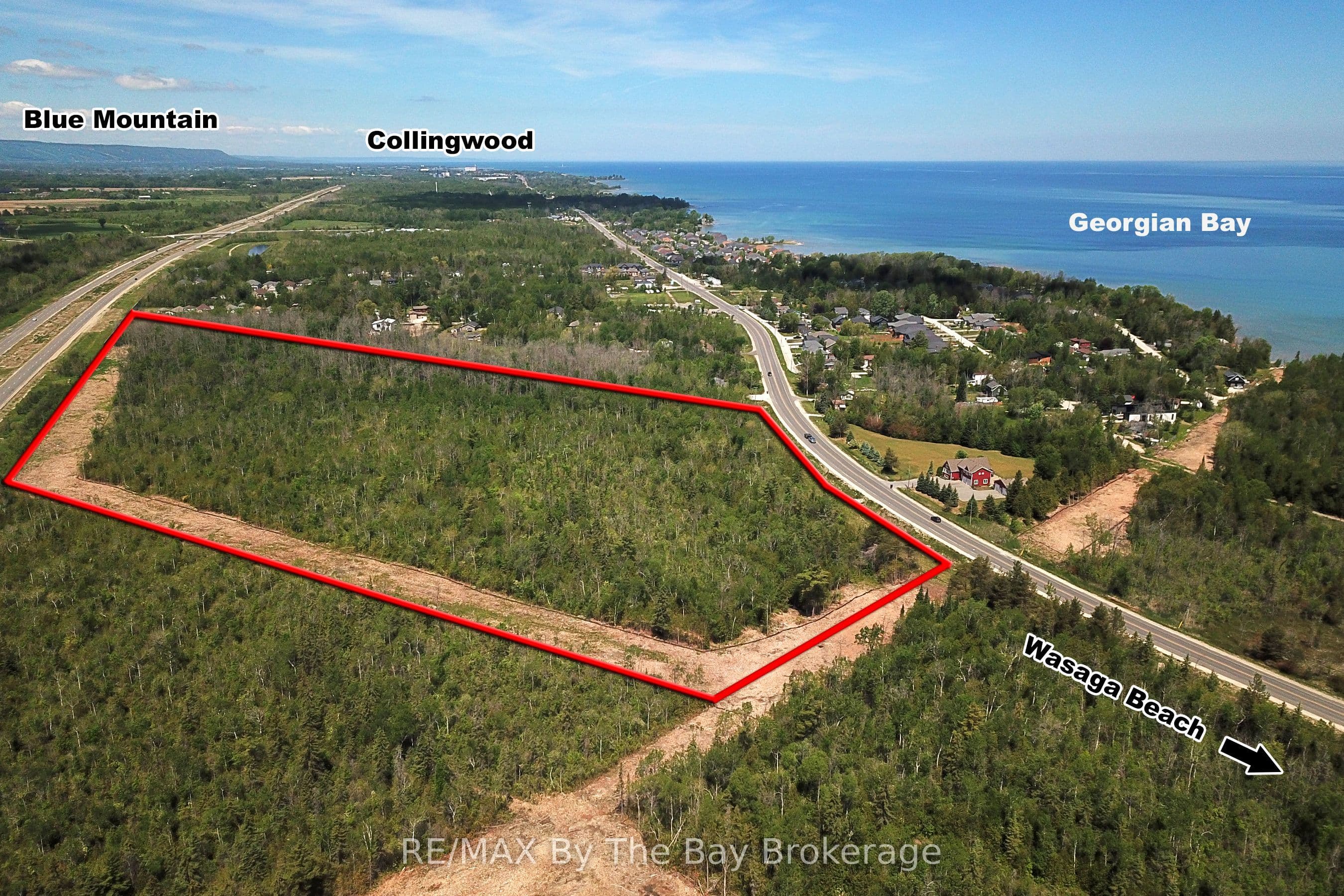 8859 Beachwood Road, Wasaga Beach, ON L9Z 2G5