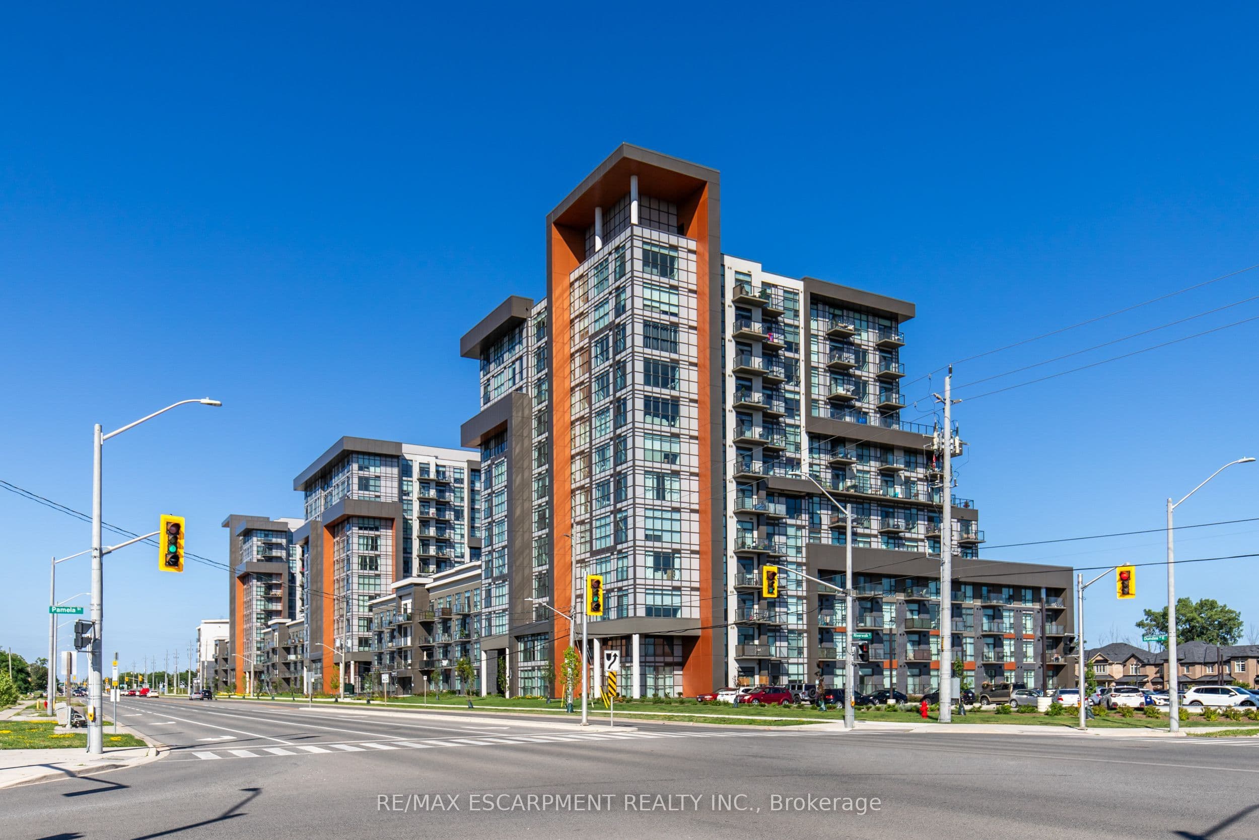 470 Dundas Street E 417, Hamilton, ON L8B 2A6