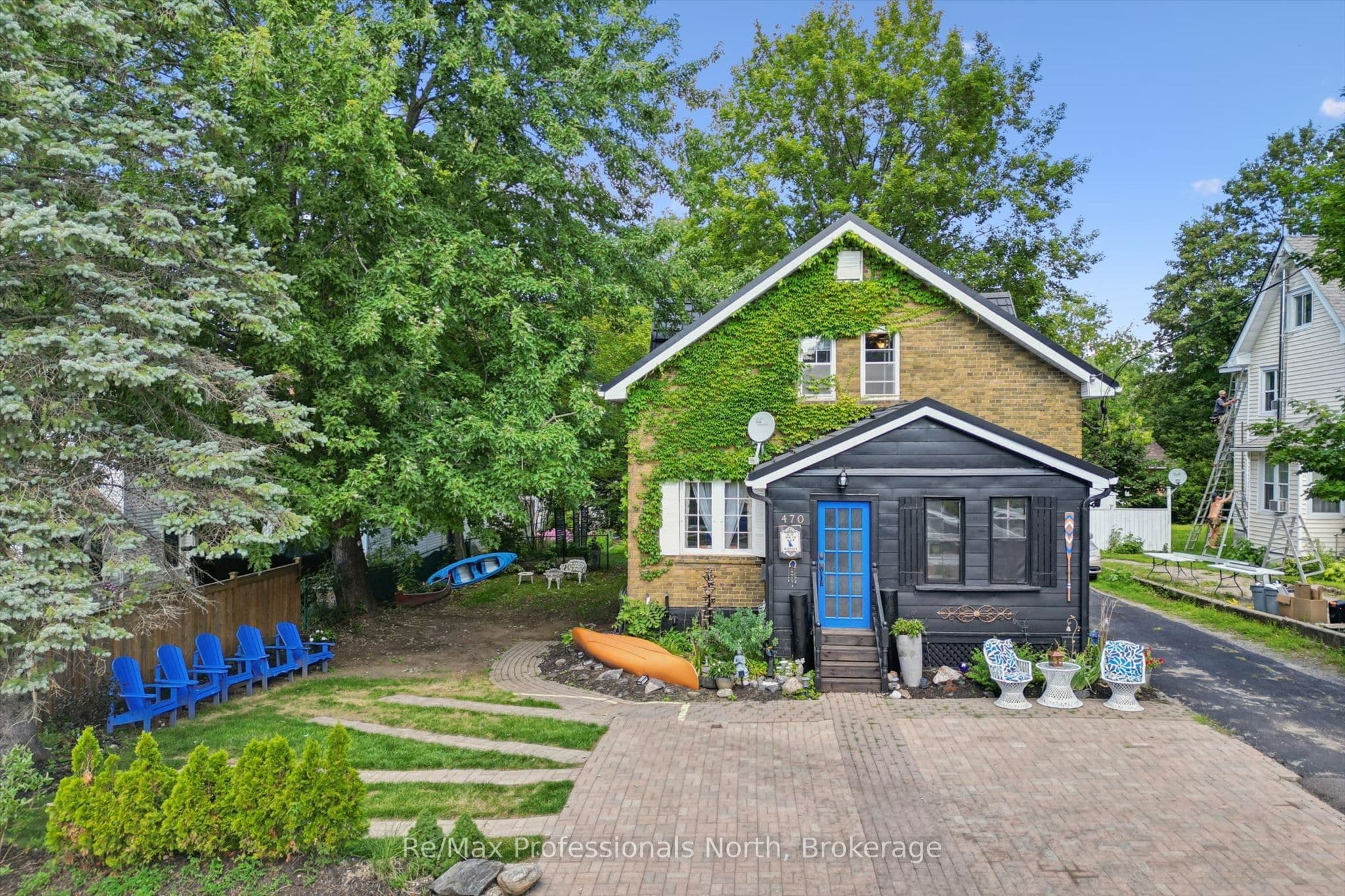 470 Bay Street, Gravenhurst, ON P1P 1H8