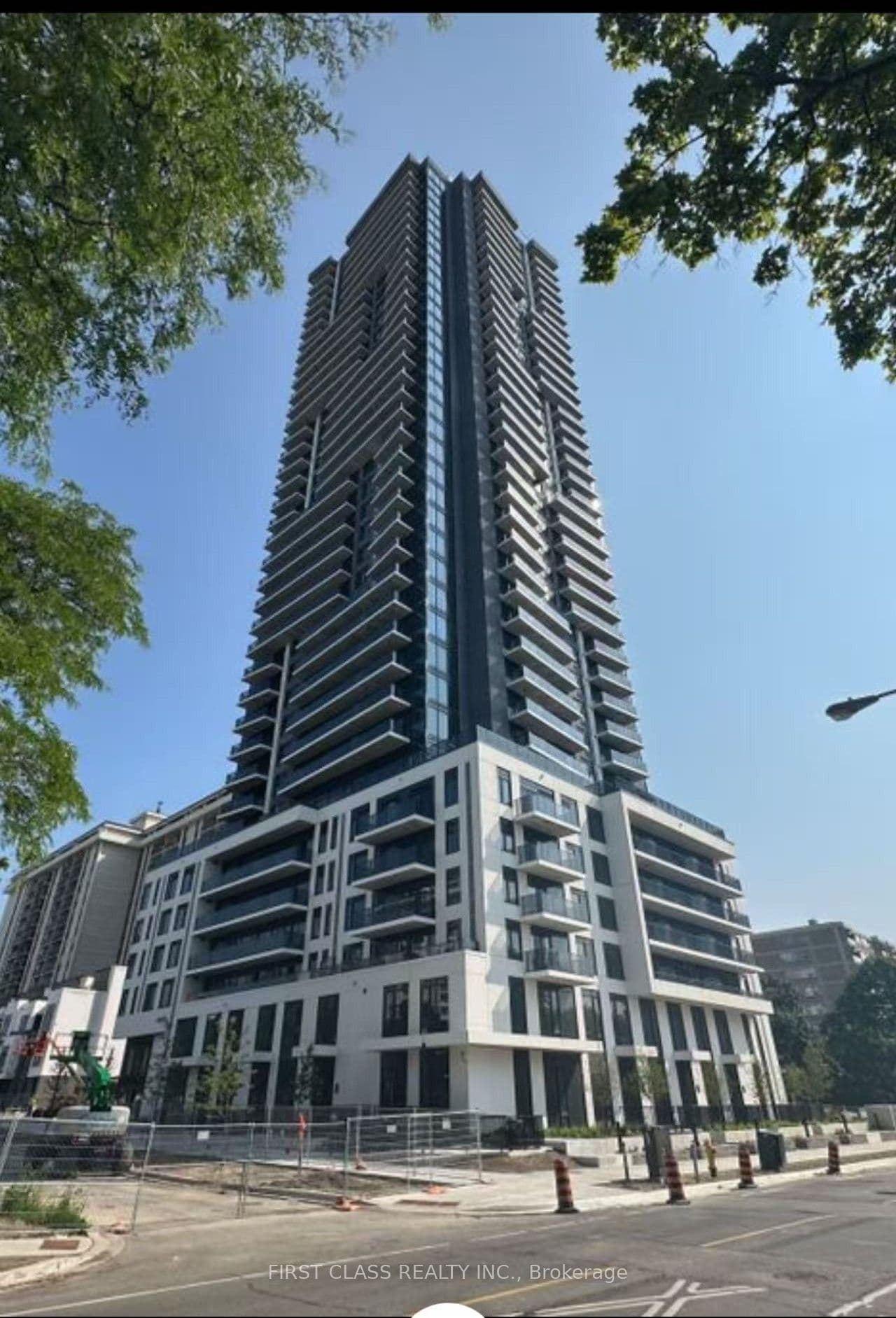 15 David Salomon Drive 2108, Toronto, ON M3C 1E7