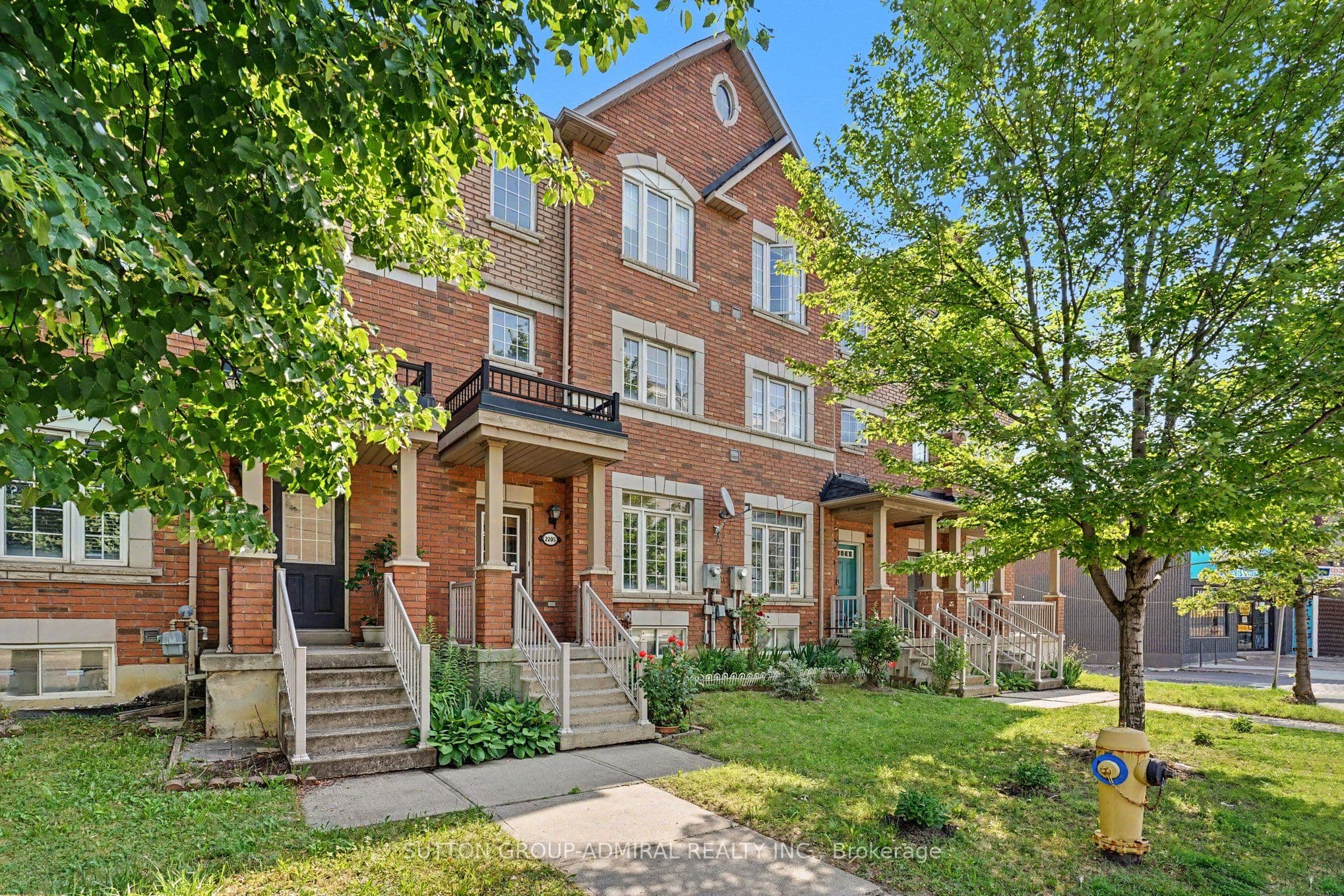 2205 Weston Road 45, Toronto, ON M9N 4A1