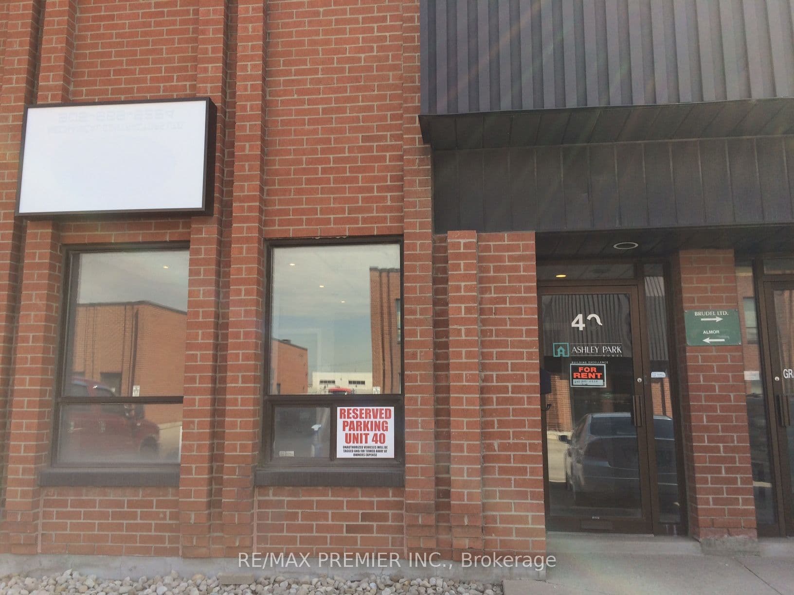 101 Freshway Drive 40, Vaughan, ON L4K 1R9