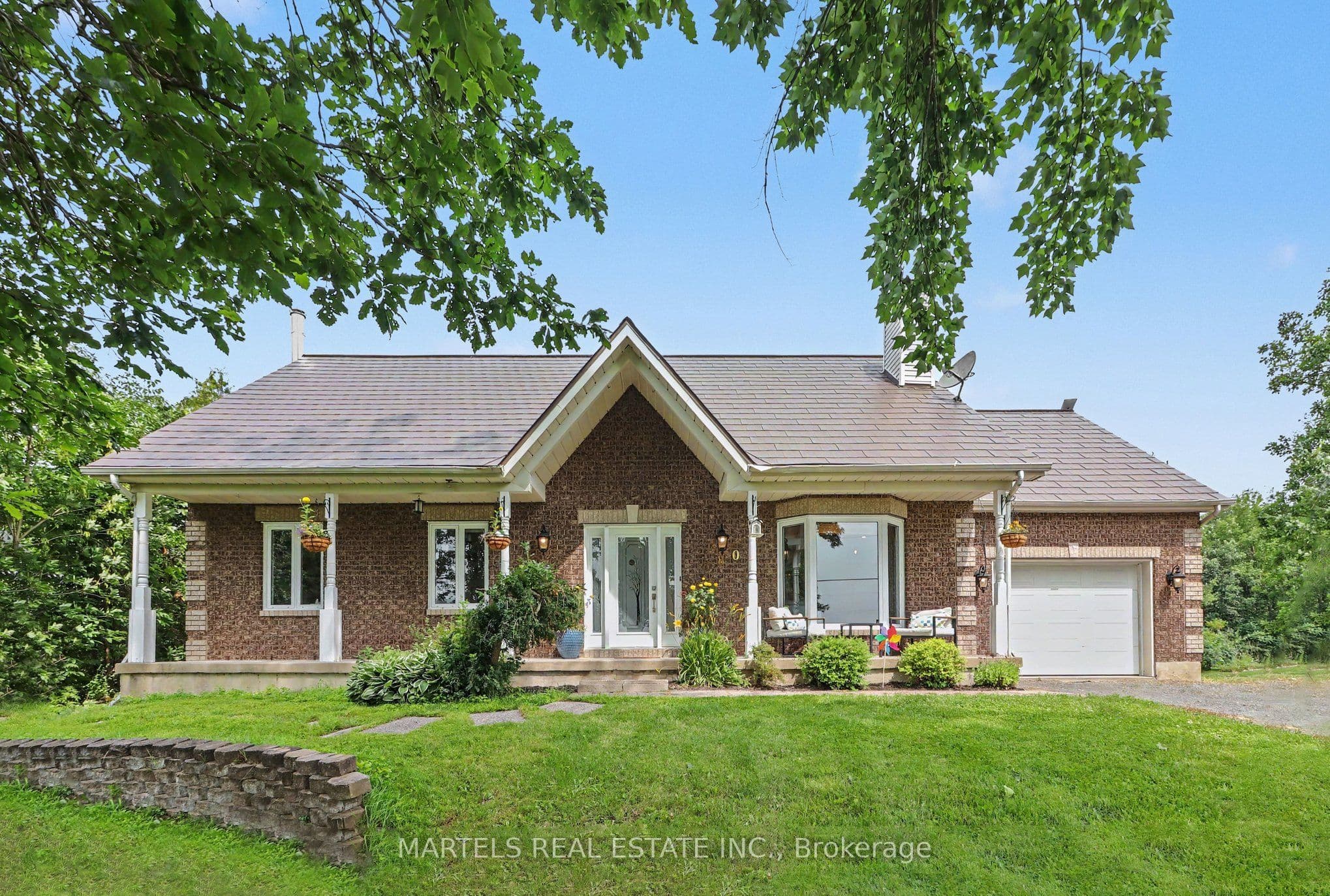 880 Concession Street, Alfred and Plantagenet, ON K0B 1L0