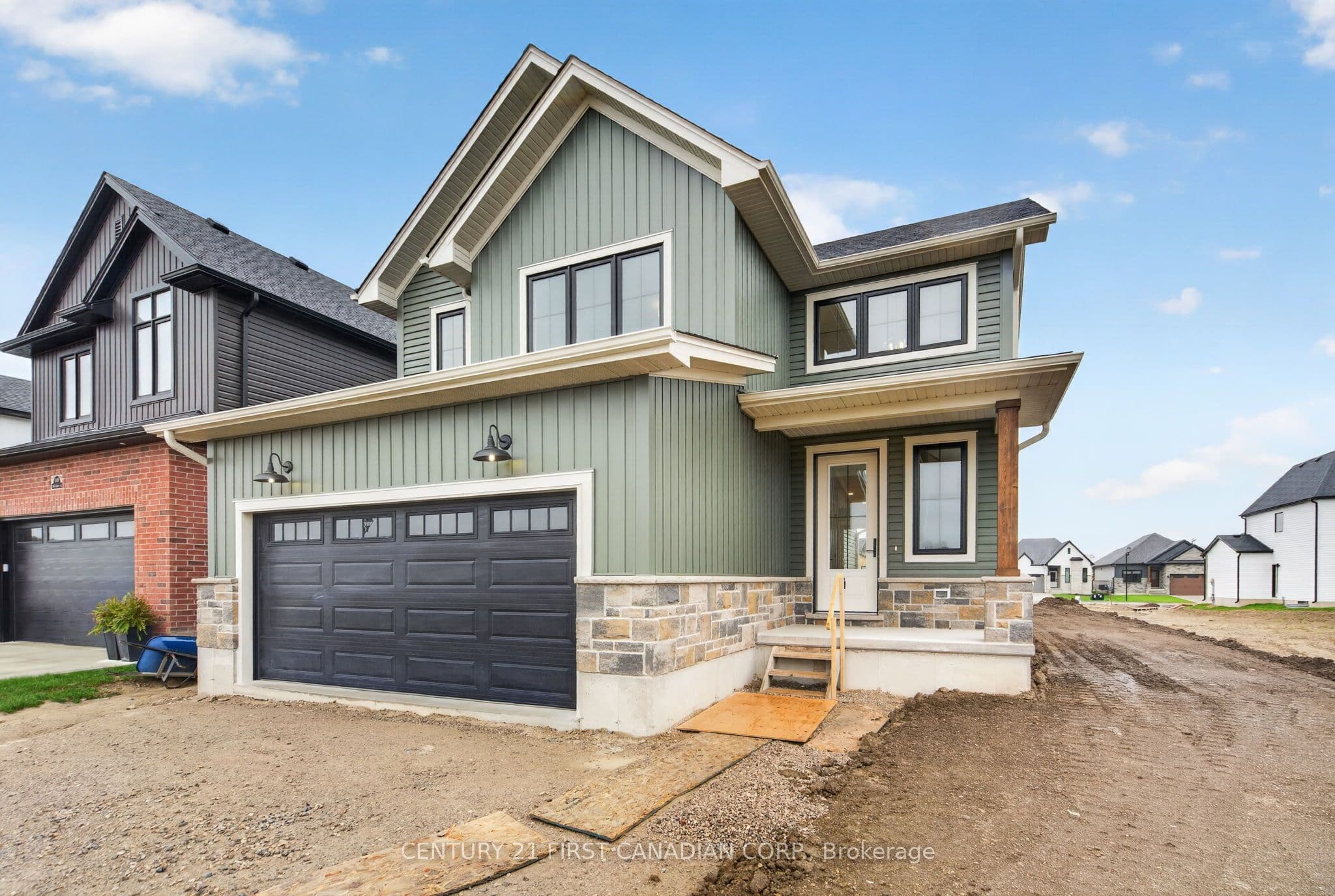 107 Sheldabren Street, North Middlesex, ON N0M 1A0