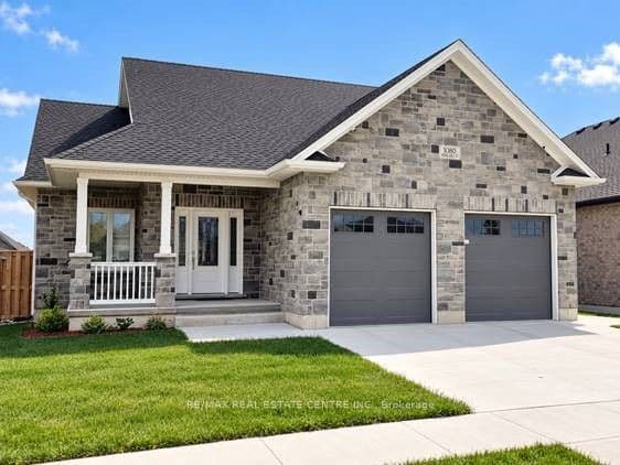 1080 Kincaid Street W, North Perth, ON N4W 0J8
