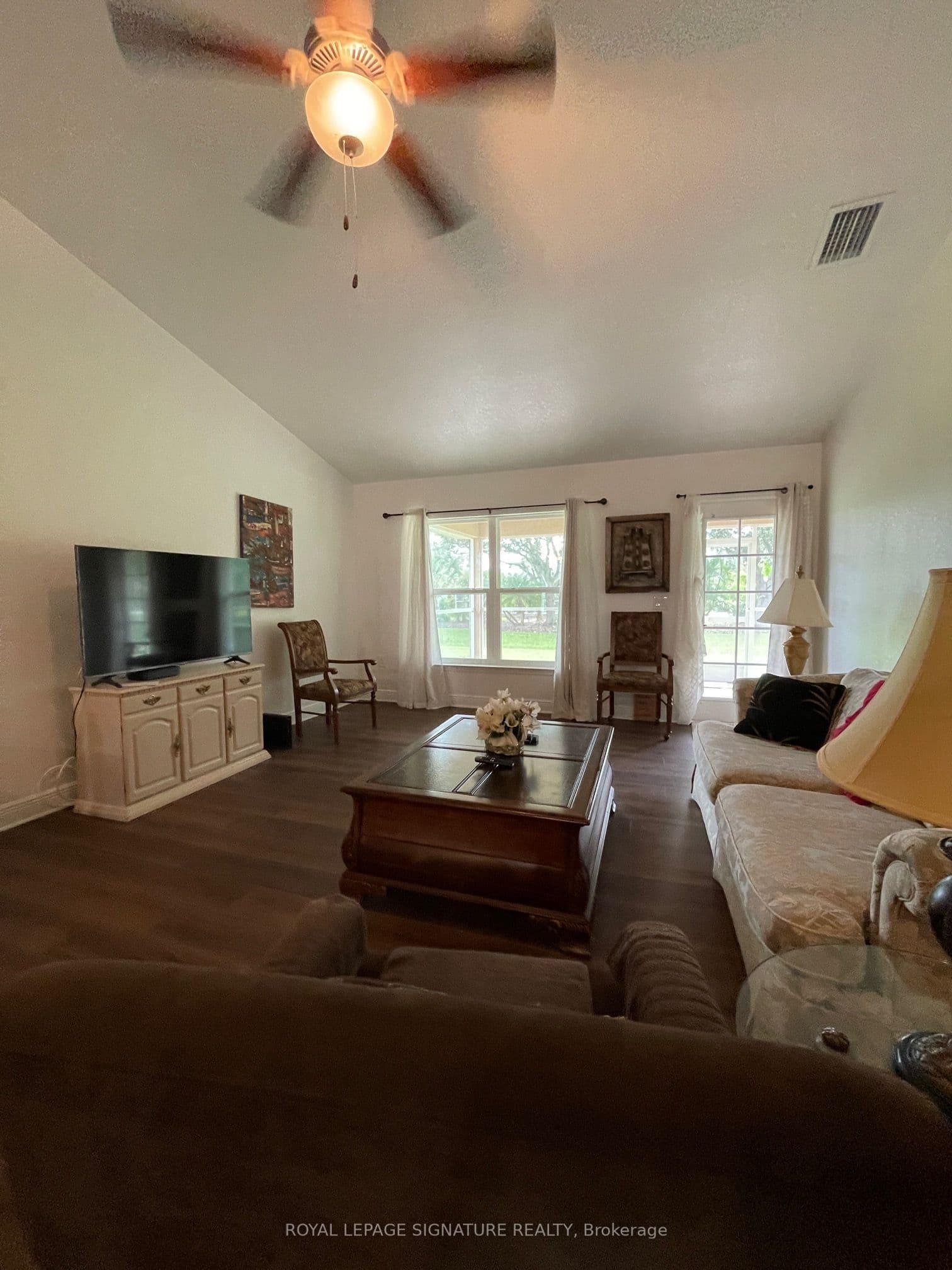 362 Salvador Drive, Florida Usa 33983