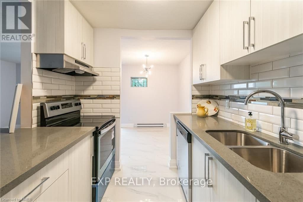 529 Elm Street 22, Port Colborne, ON L3K 5W6