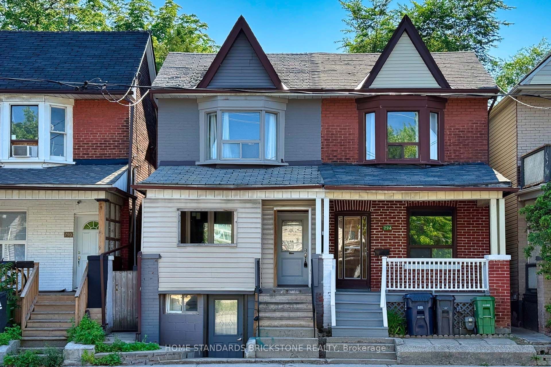 792 Pape Avenue Main, Toronto, ON M4K 3S7