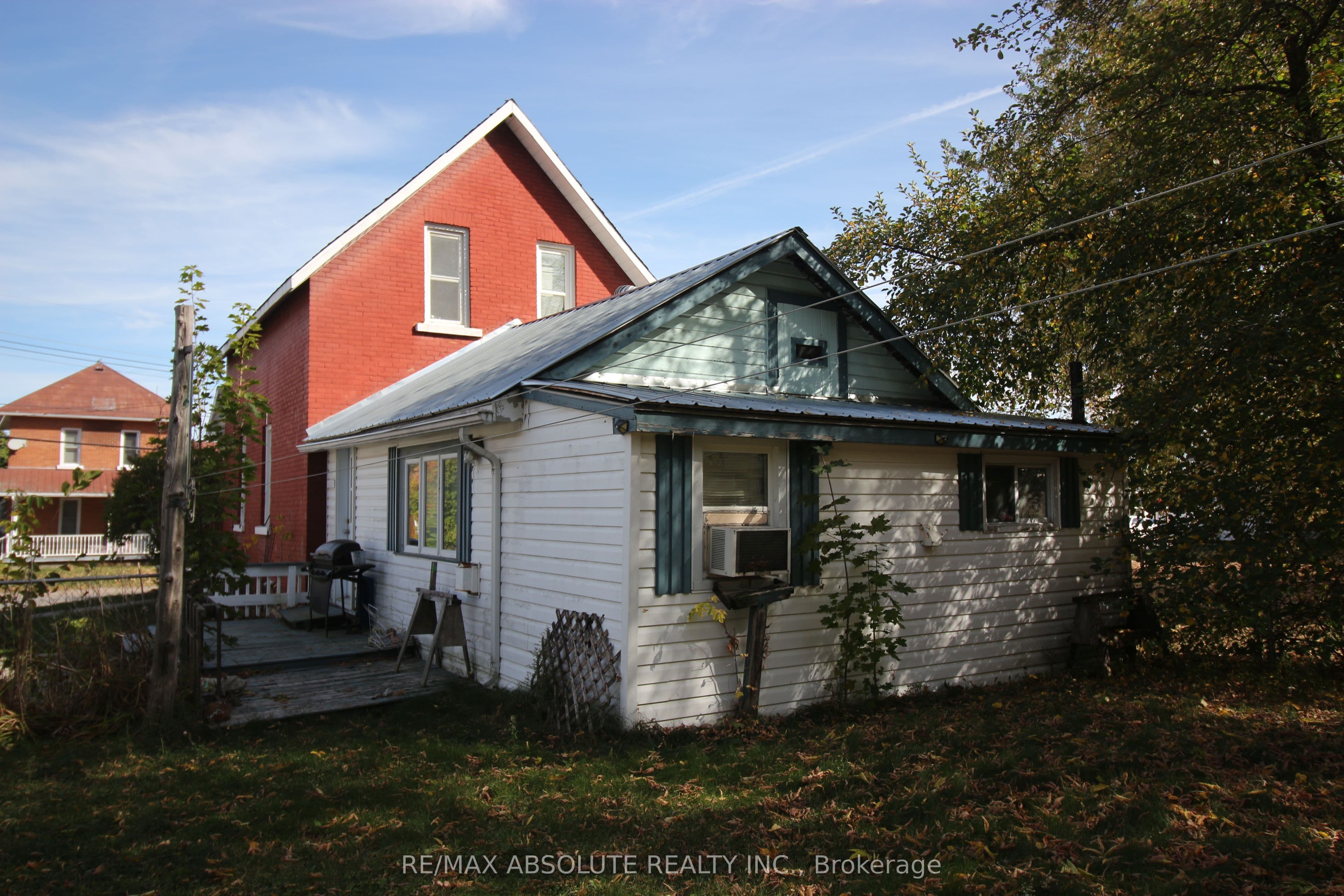 11 Gould Street, Whitewater Region, ON K0J 1K0