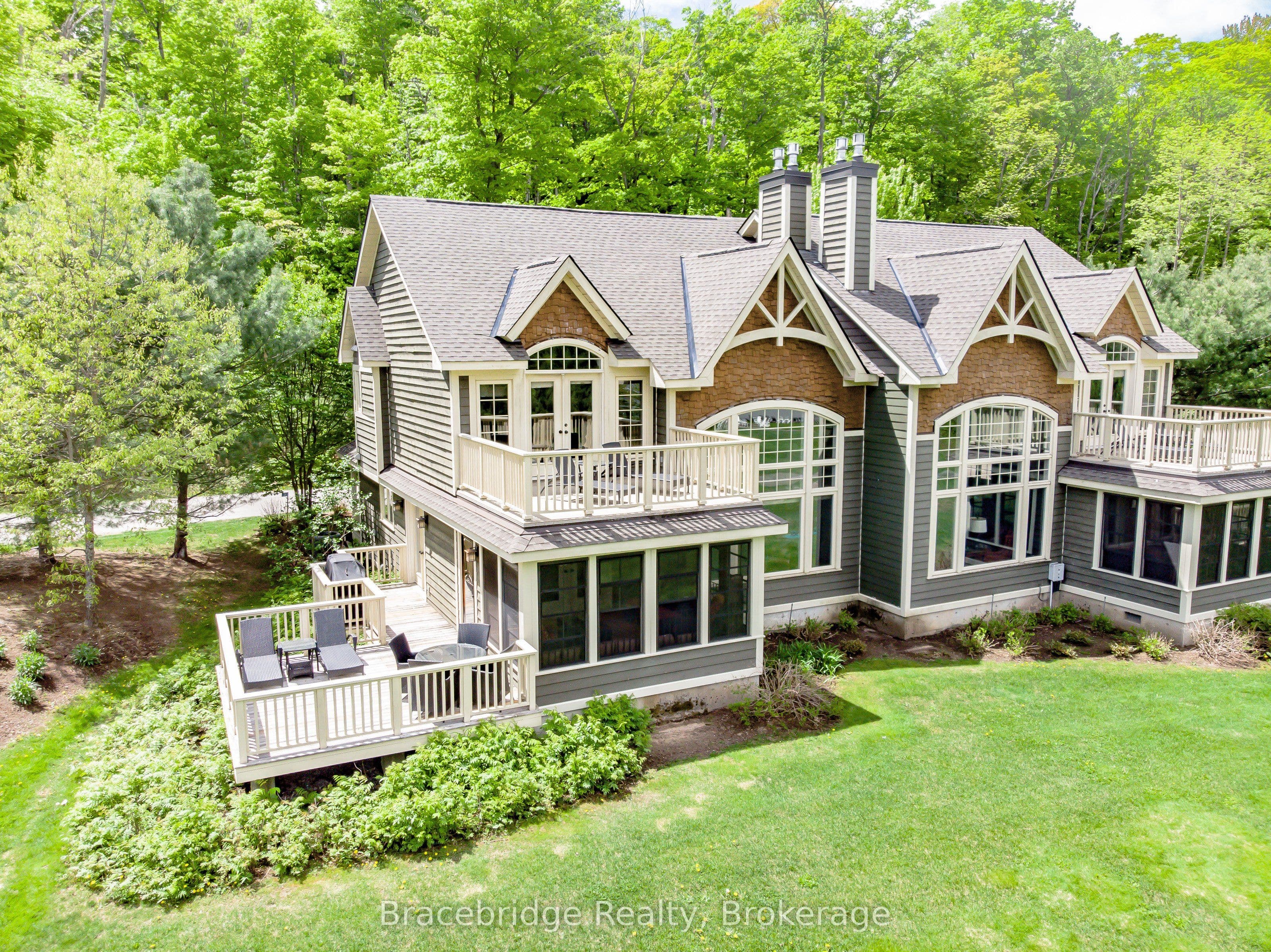 3876 Muskoka Rd 118 Highway W Sandfield 5 W10, Muskoka Lakes, ON P0B 1J0