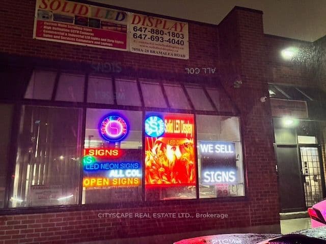 7050 Bramalea Road 28, Mississauga, ON L5S 1T1