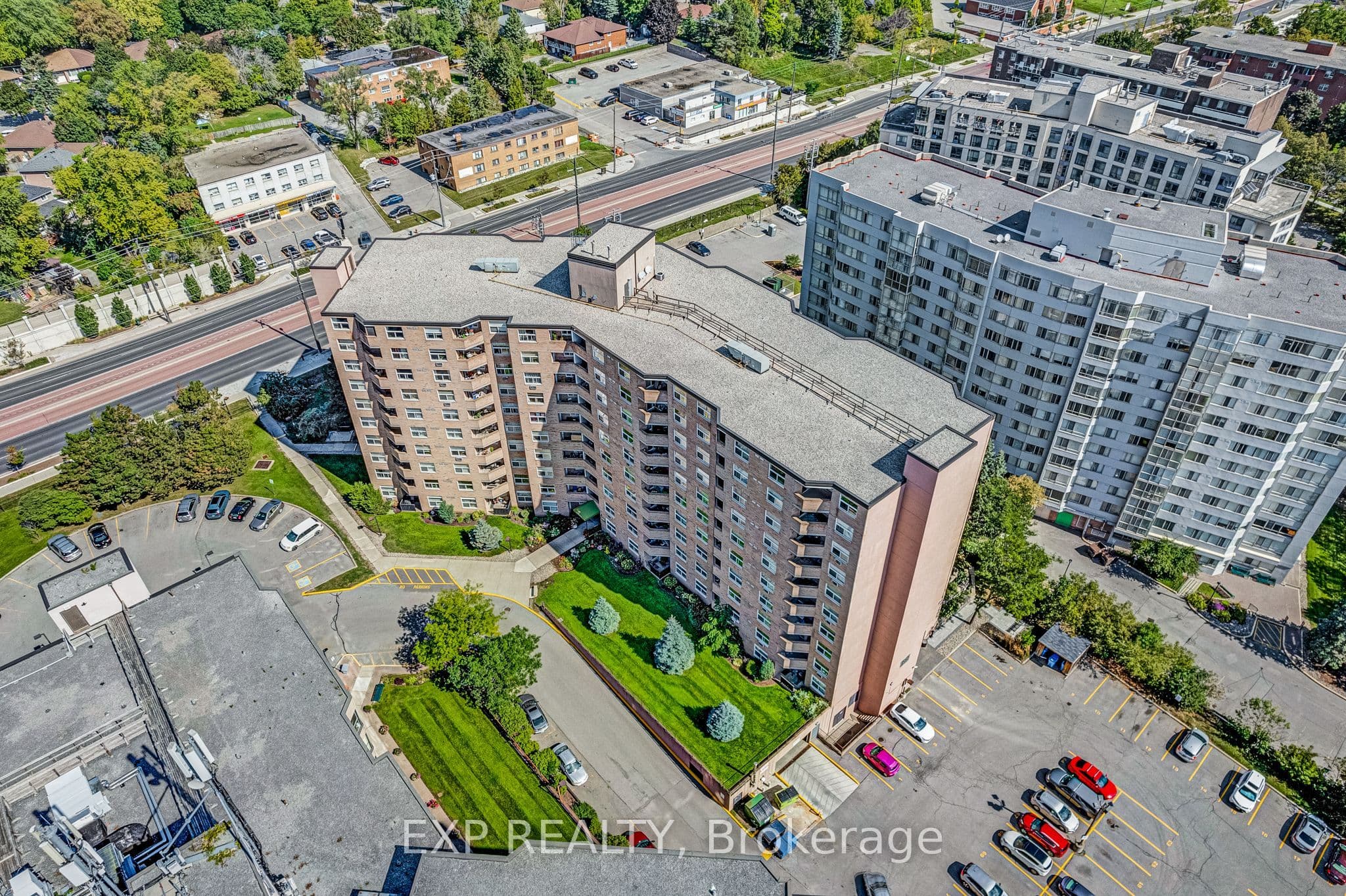 260 Davis Drive 1014, Newmarket, ON L3Y 7C3