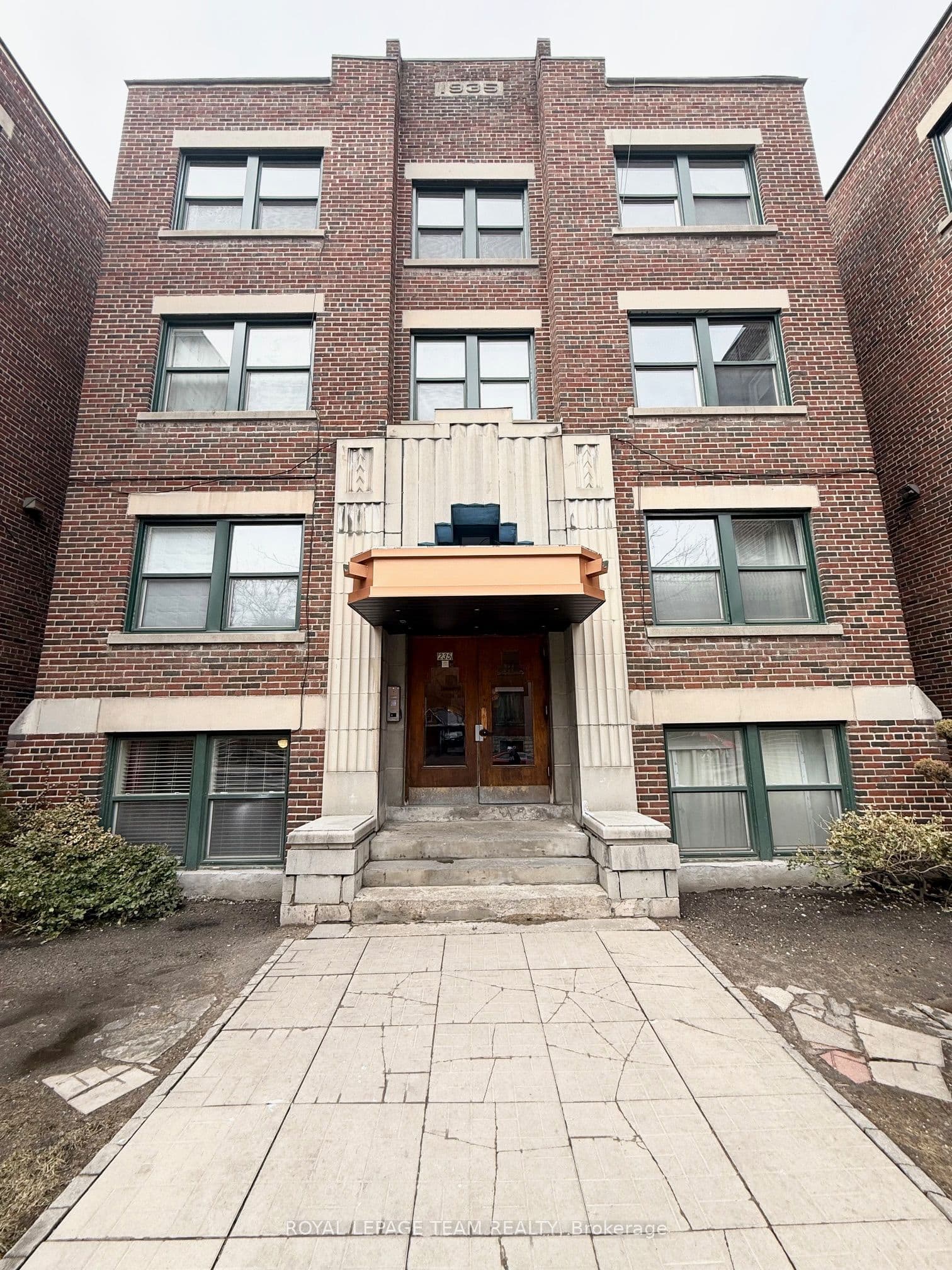 235 Cooper Street 36, Ottawa Centre, ON K2P 1L7