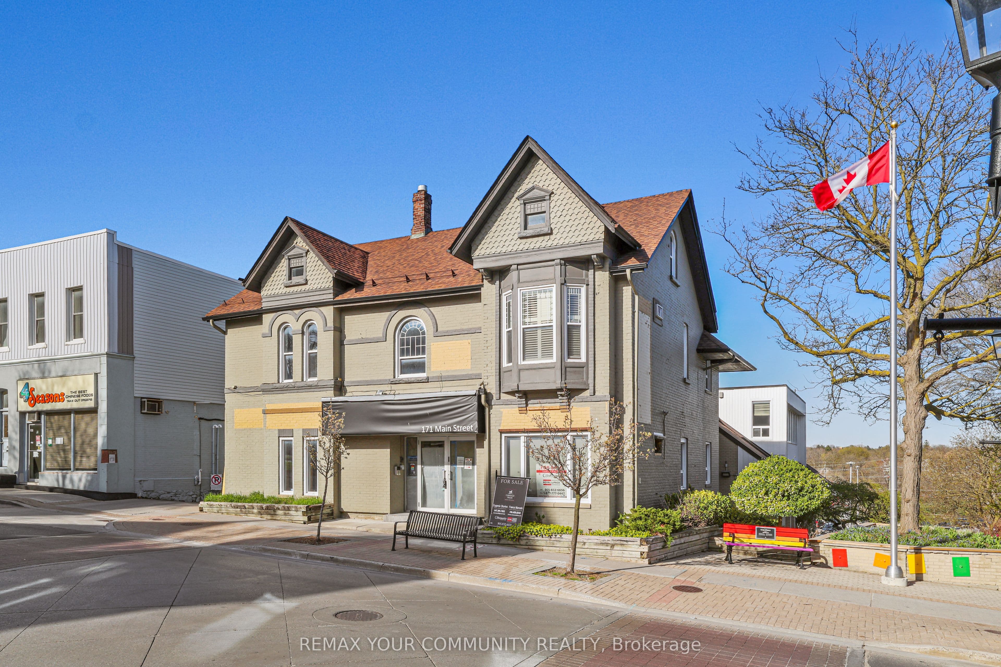 171 Main Street S Unit 1, Newmarket, ON L3Y 3Y9
