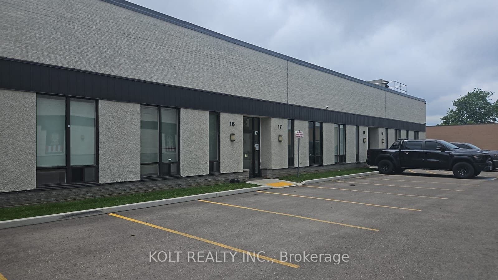 5266 General Road 17, Mississauga, ON L4W 1Z7