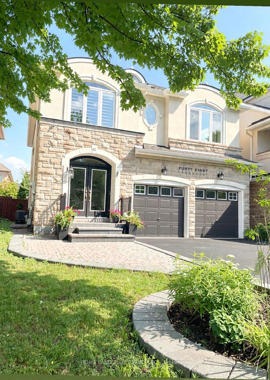 48 Langhorst Crescent, Richmond Hill, ON L4E 0A9