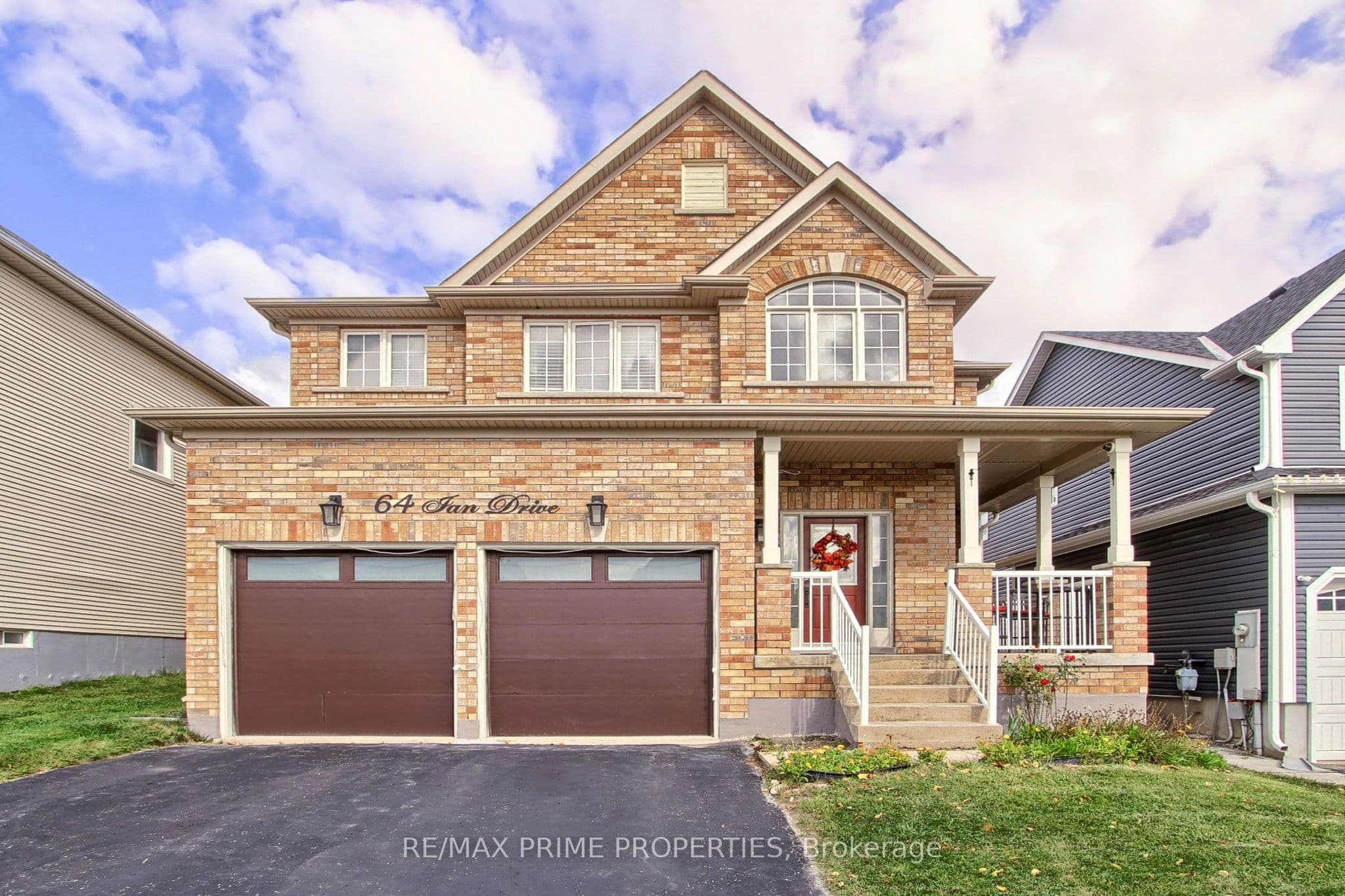 64 Ian Drive, Georgina, ON L4P 4G3