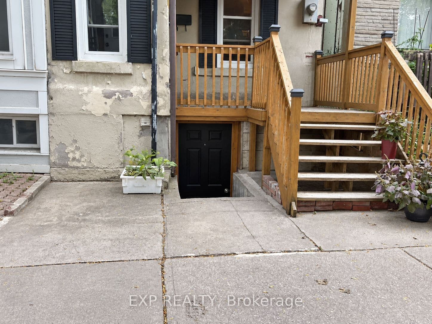 236 Munro Street Basement, Toronto, ON M4M 2C2
