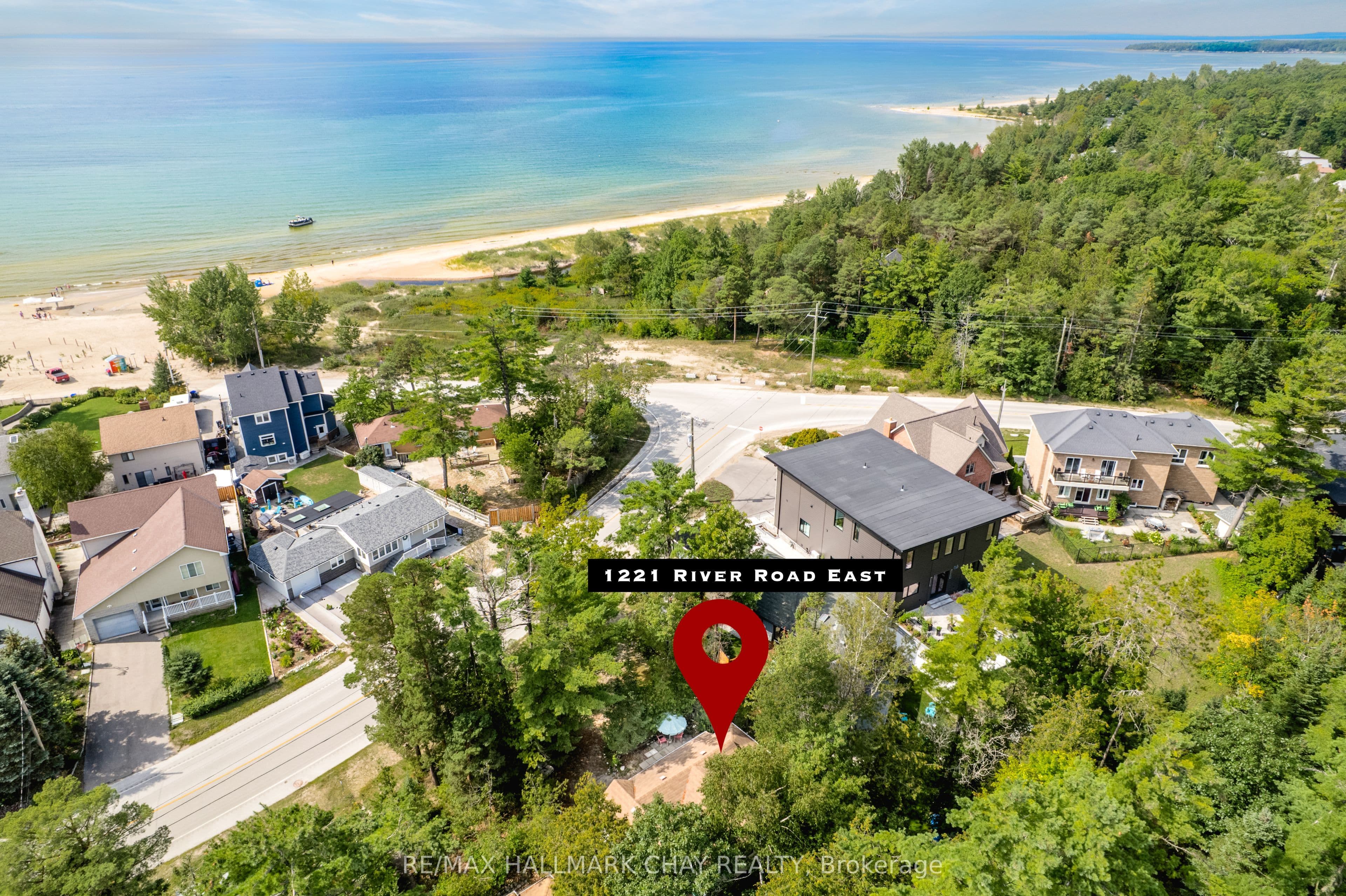 1221 River Road E, Wasaga Beach, ON L9Z 2R7