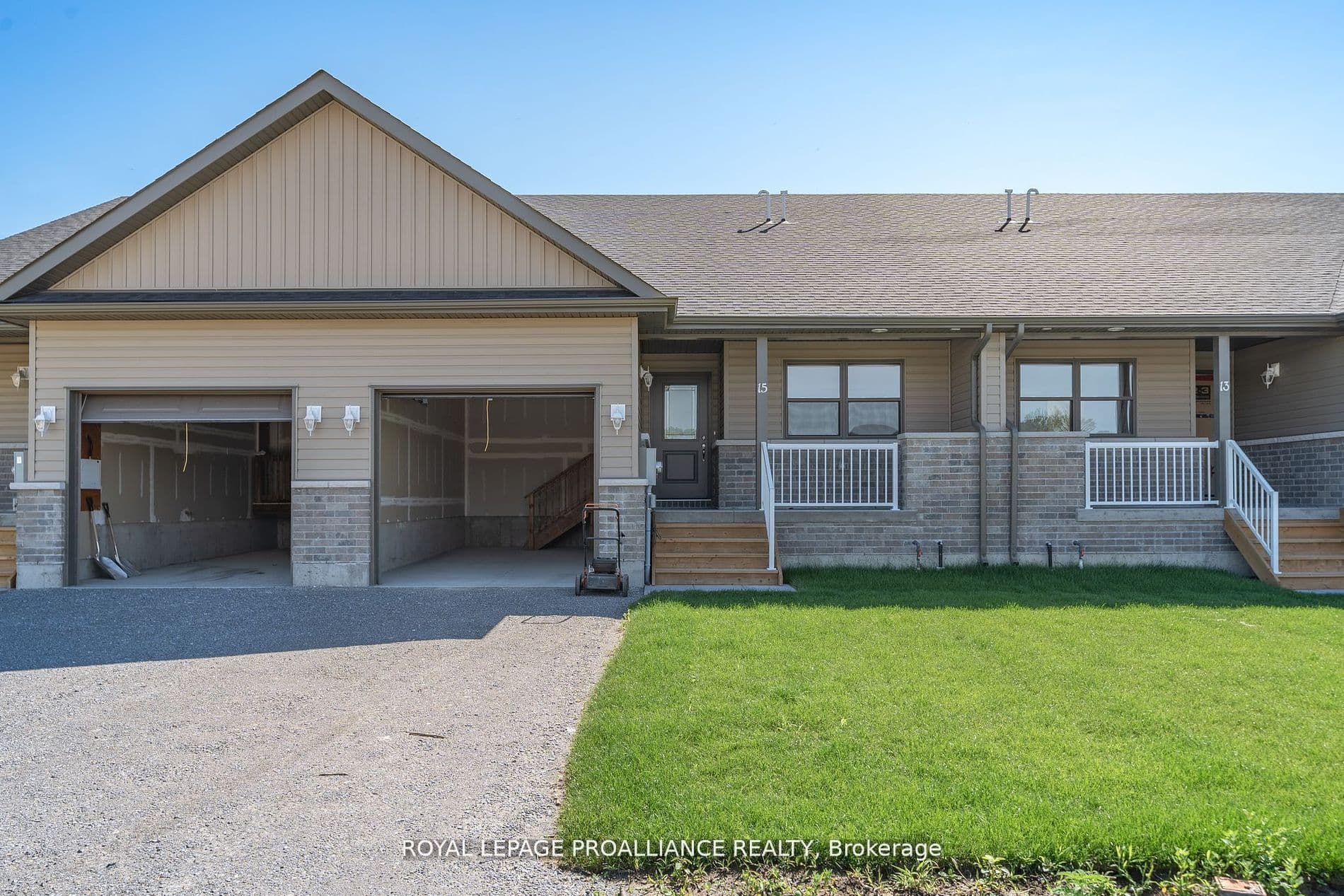 33 Clayton John Avenue, Brighton, ON K0K 1H0