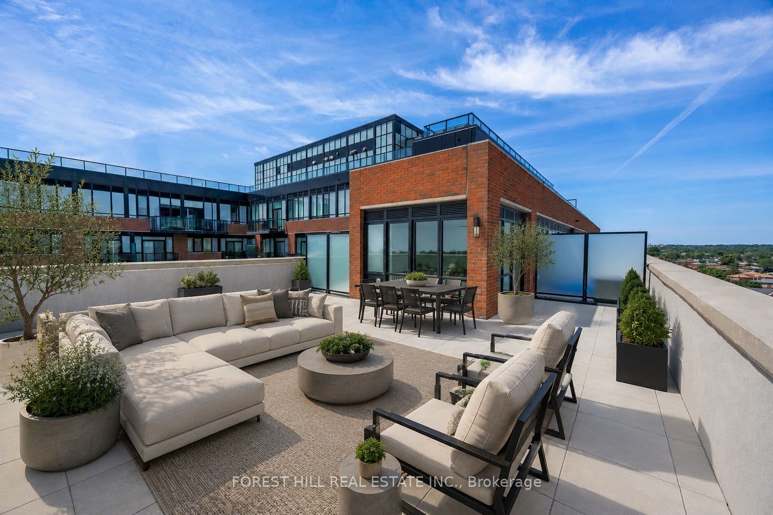 2300 St. Clair Avenue 717, Toronto, ON M6N 0B3