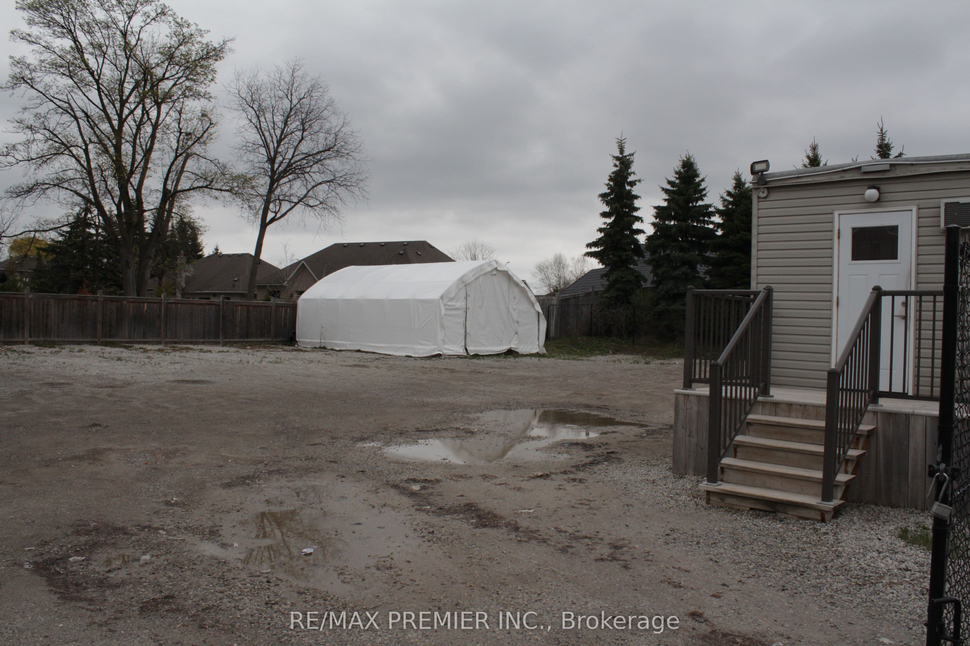 11859 Hurontario Street, Brampton, ON L6Z 4P7