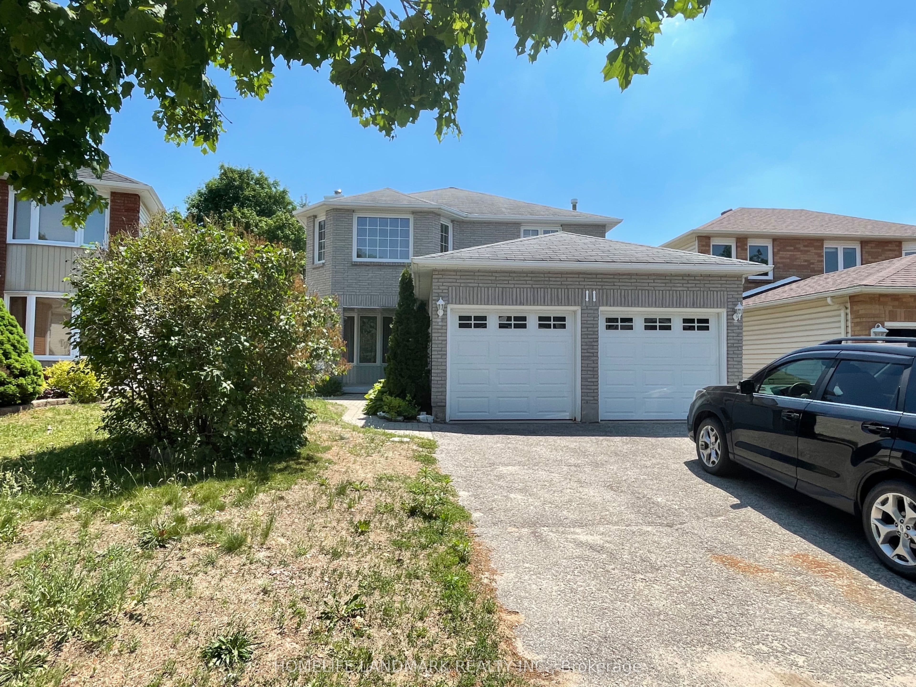 11 Orwell Crescent Main, Barrie, ON L4N 6N3