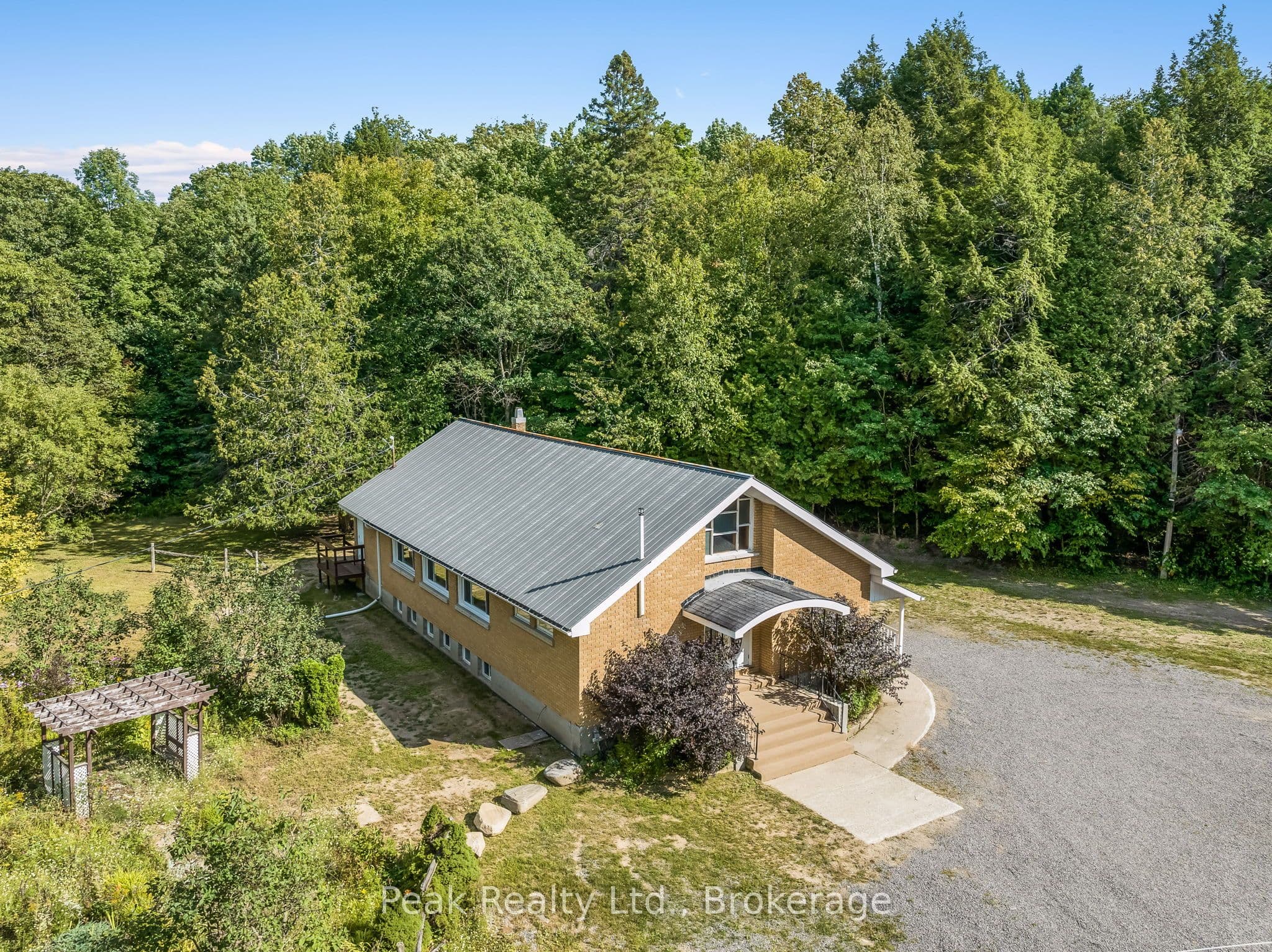 1812 Frontenac Road, Greater Madawaska, ON K0J 2R0