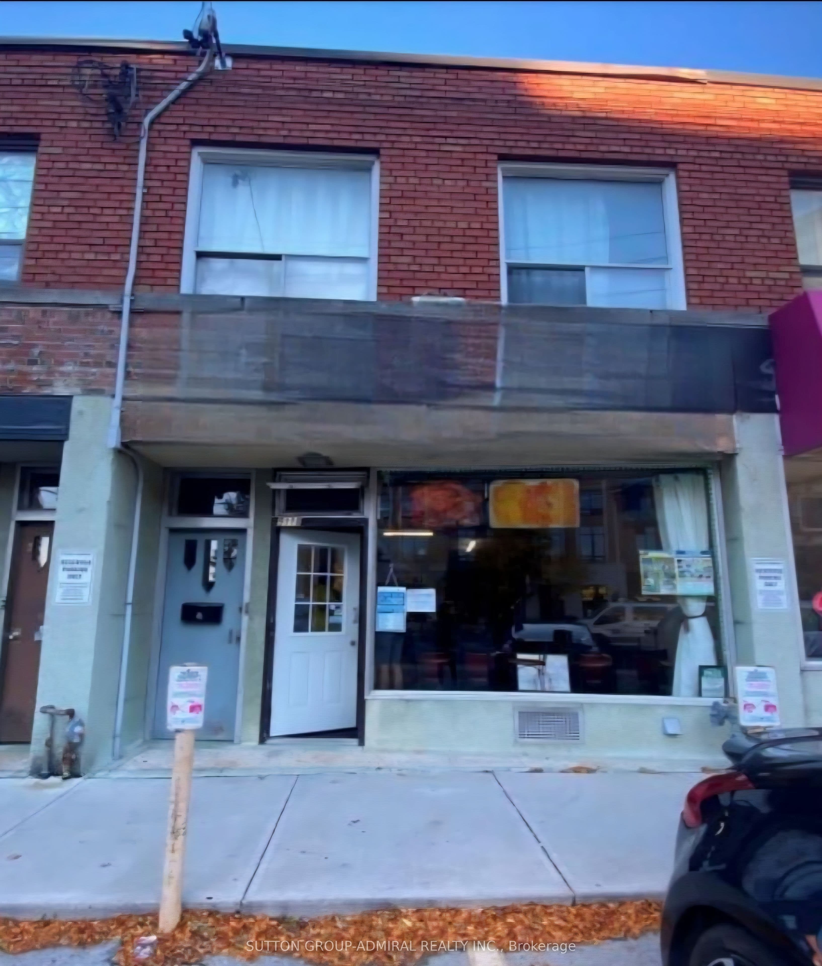 5118 Dundas Street W, Toronto, ON M9A 1C2