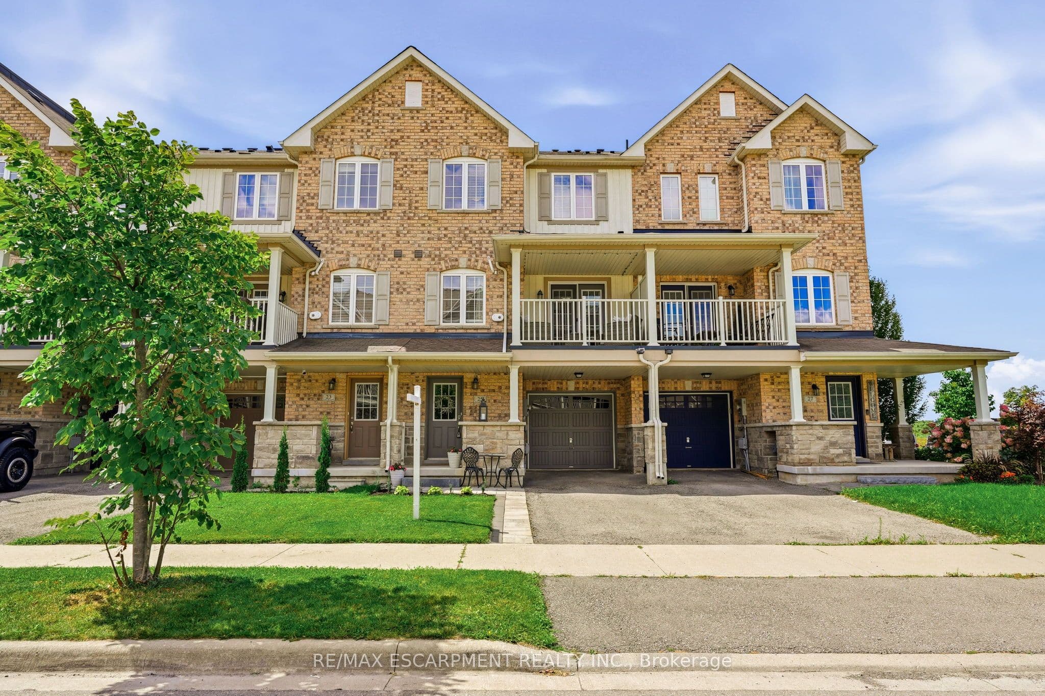 25 Hiscott Drive, Hamilton, ON L8B 0A3