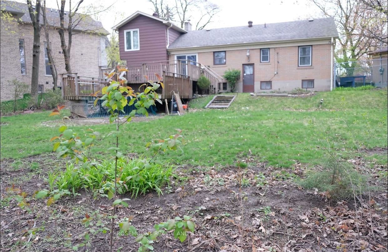 60 Marydon Crescent Upstairs, Toronto, ON M1S 2H2