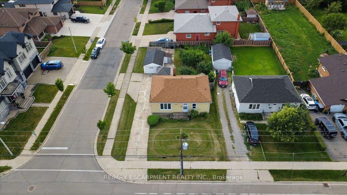 279 Millen Road, Hamilton, ON L8E 2H1